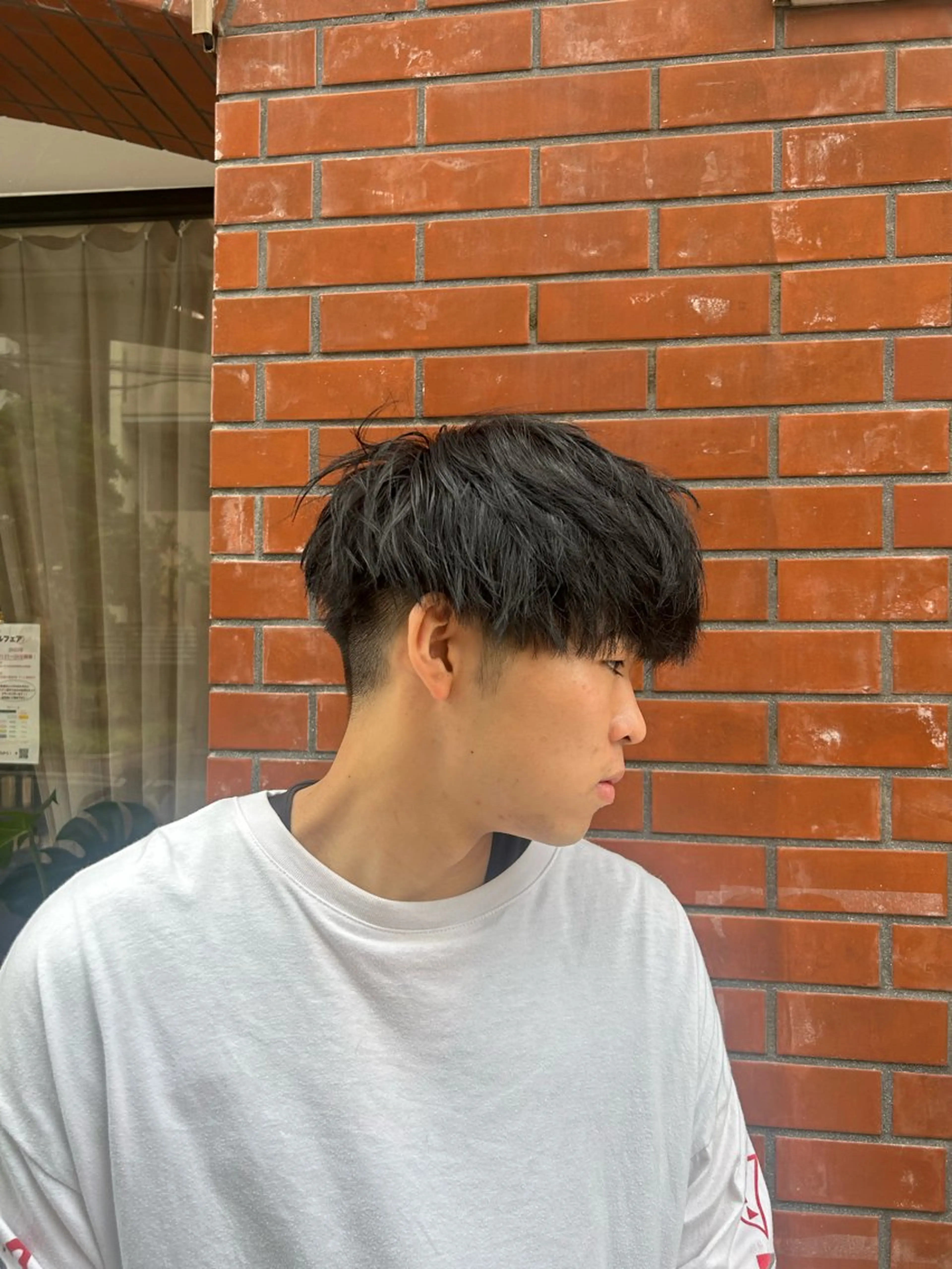 ショート カラー メンズ ブルーカラー カット ヘアカラー 保坂 駿太郎のヘアスタイル