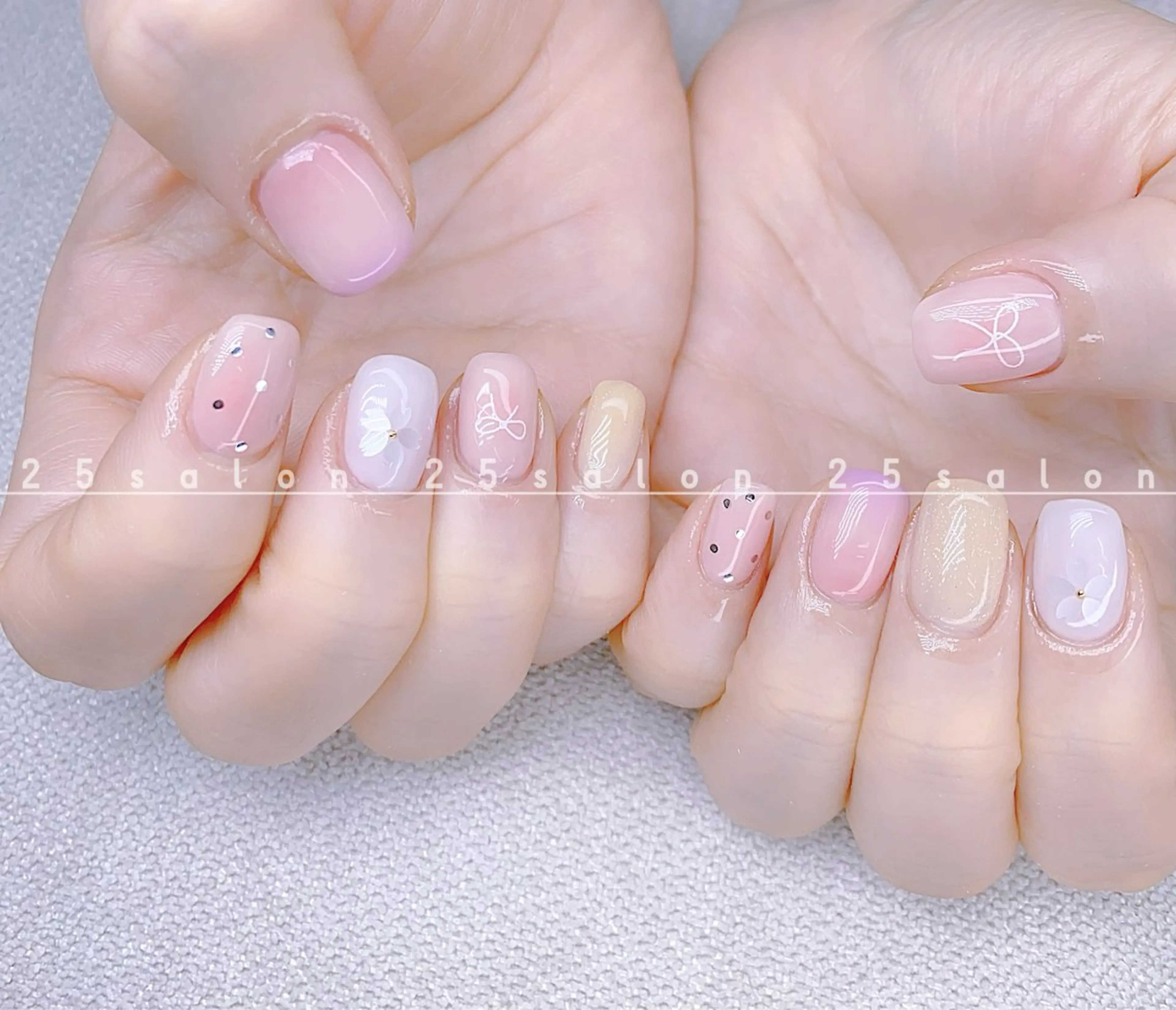 ネイル オーロラネイル チークネイル フットネイル フレンチネイル ジェルネイル 2 5のマツエク・マツパデザイン