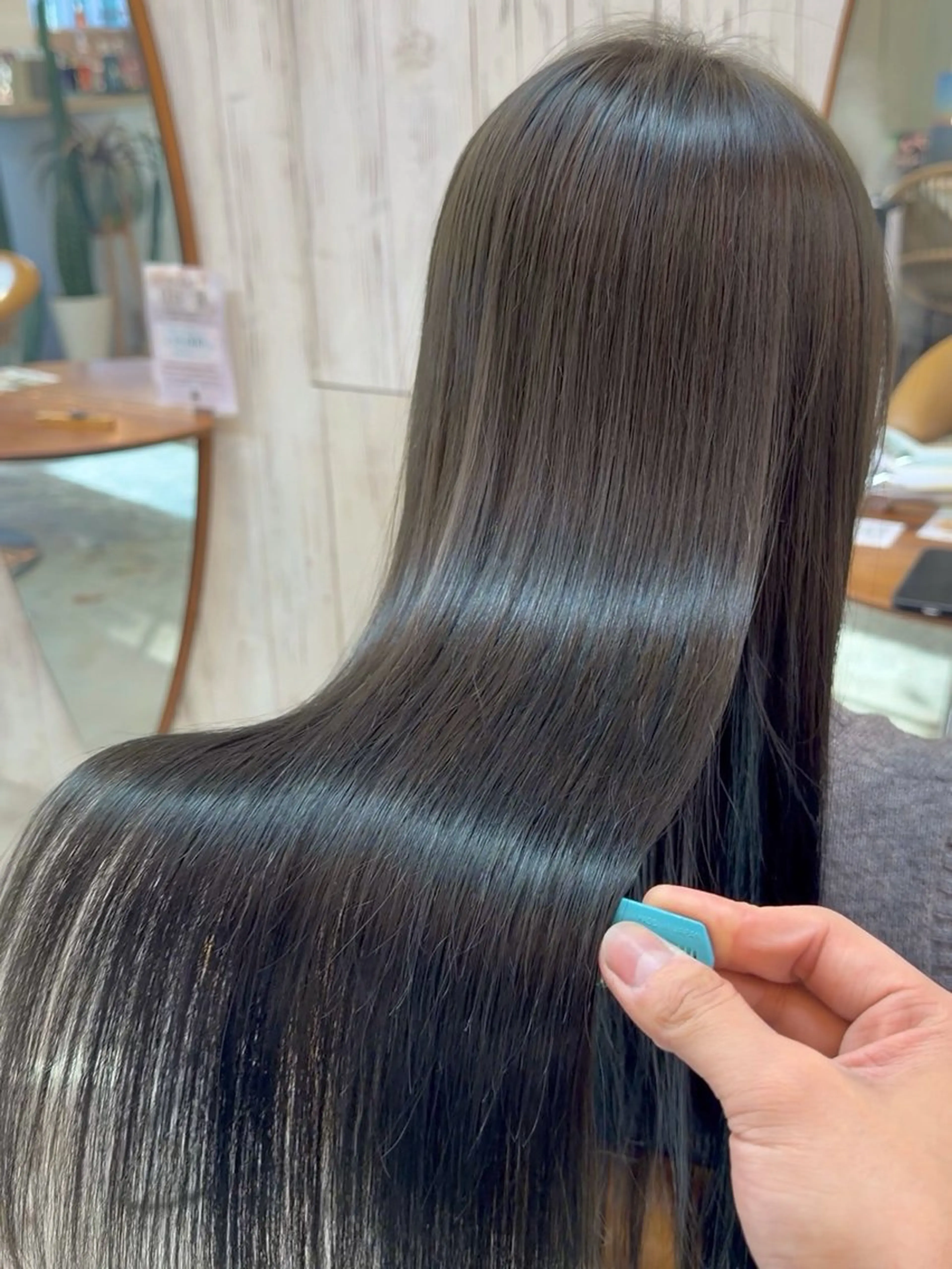 ロング カラー ボブ 髪質改善 レイヤーカット 似合わせカット 縮毛矯正 カット 縮毛矯正 トリートメント 縮毛矯正/髪質改善 /ボブ/ともきのヘアスタイル