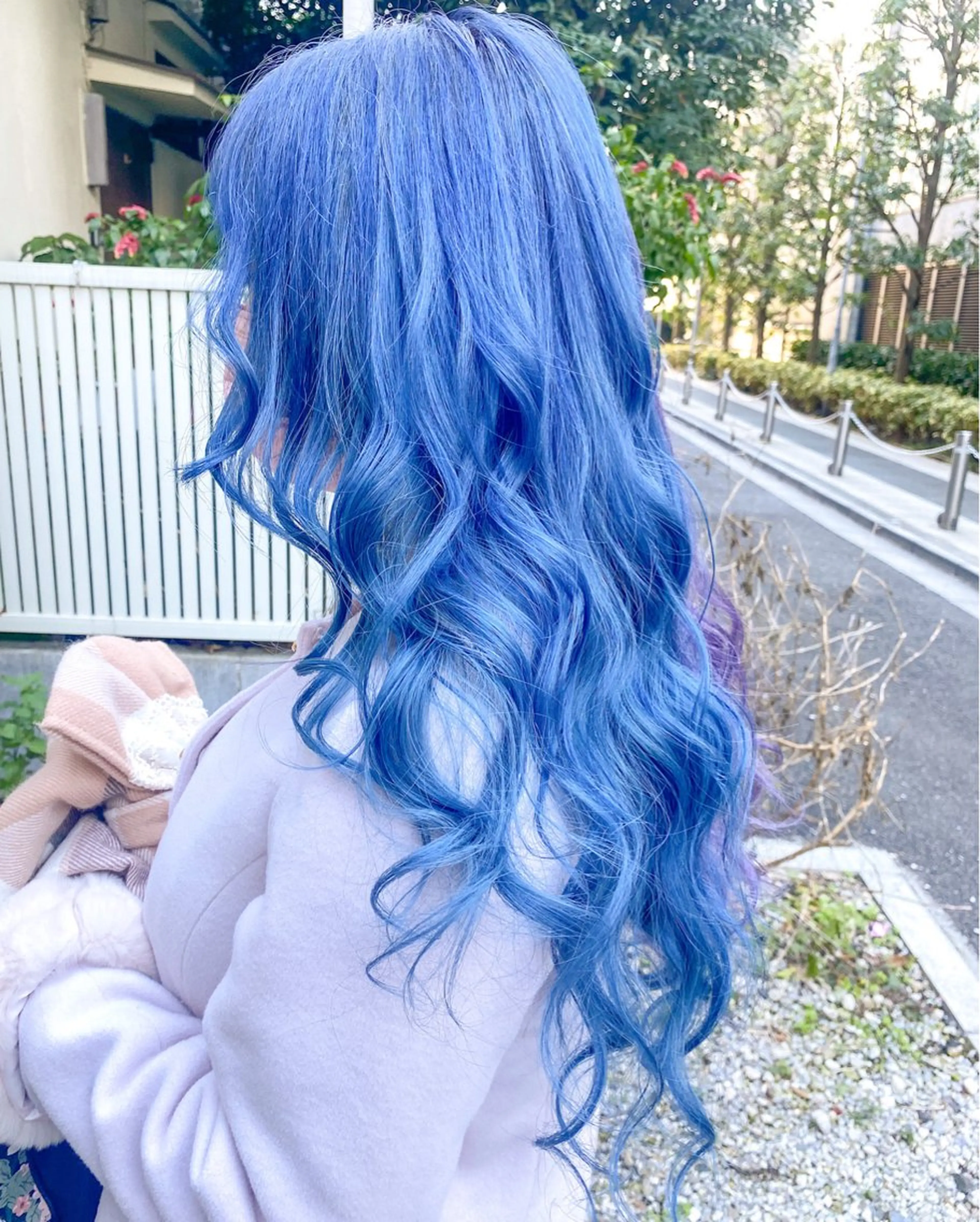 ロング カラー ブルーカラー デザインカラー グラデーションカラー ハイトーンカラー インナーカラー ヘアカラー Chérie所属・Chérie 渋谷/カラーサロンのヘアスタイル