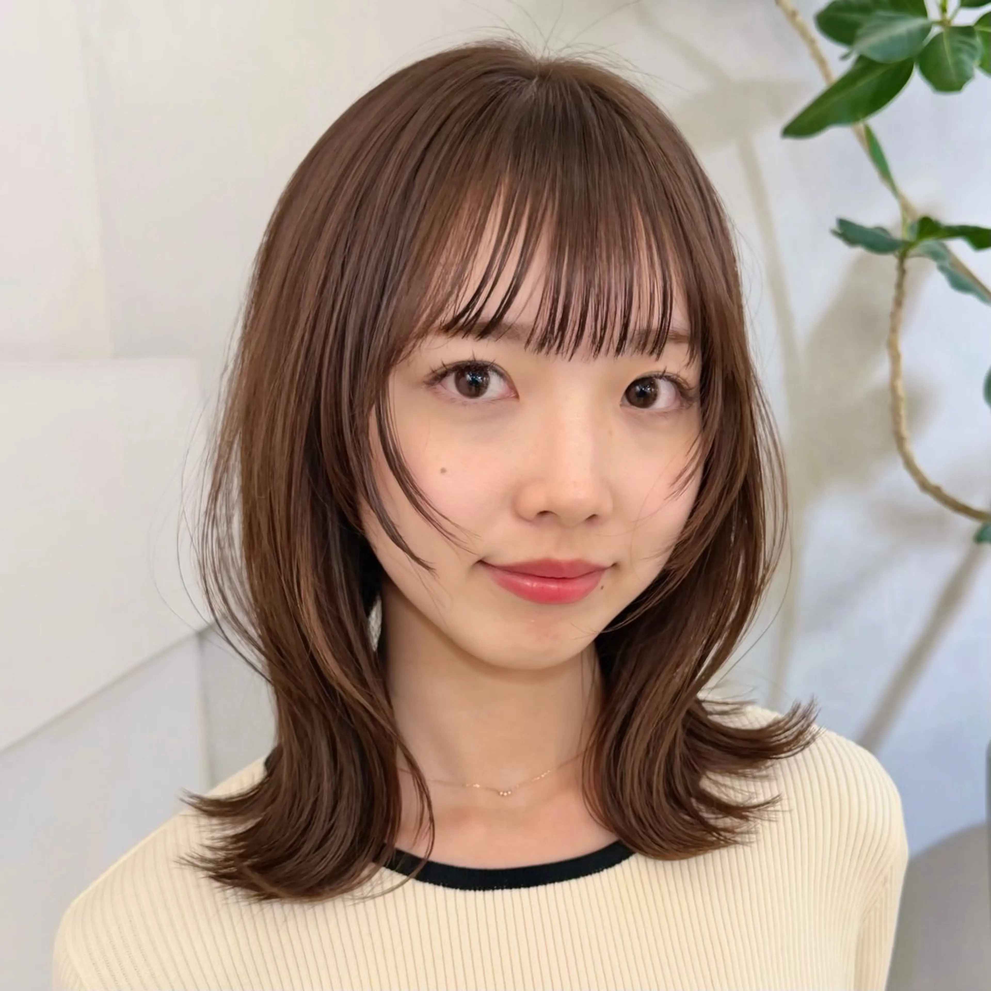 ミディアム カラー SAKI 新宿のヘアスタイル