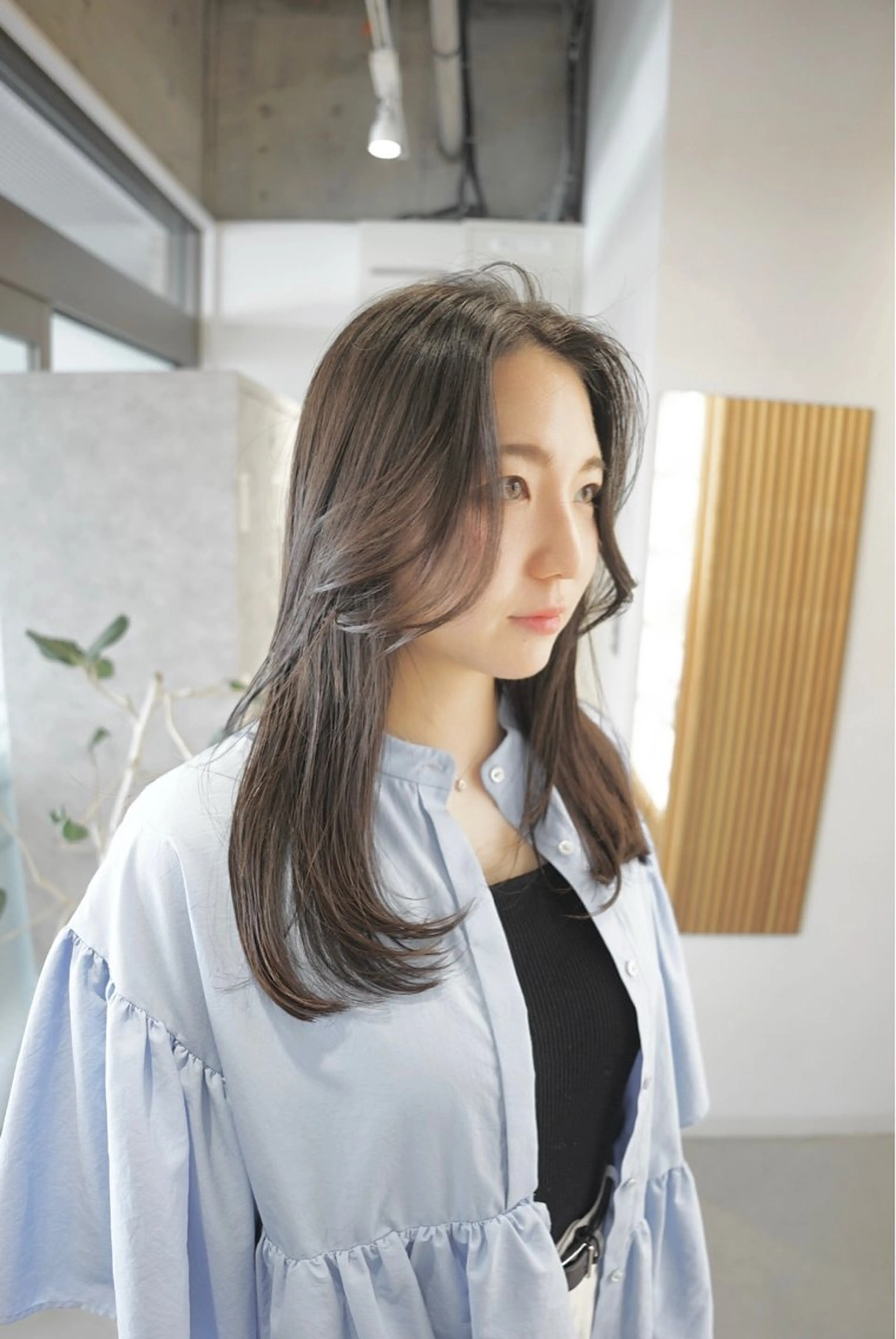 セミロング 月100人以上 髪質改善施術｜谷口のヘアスタイル