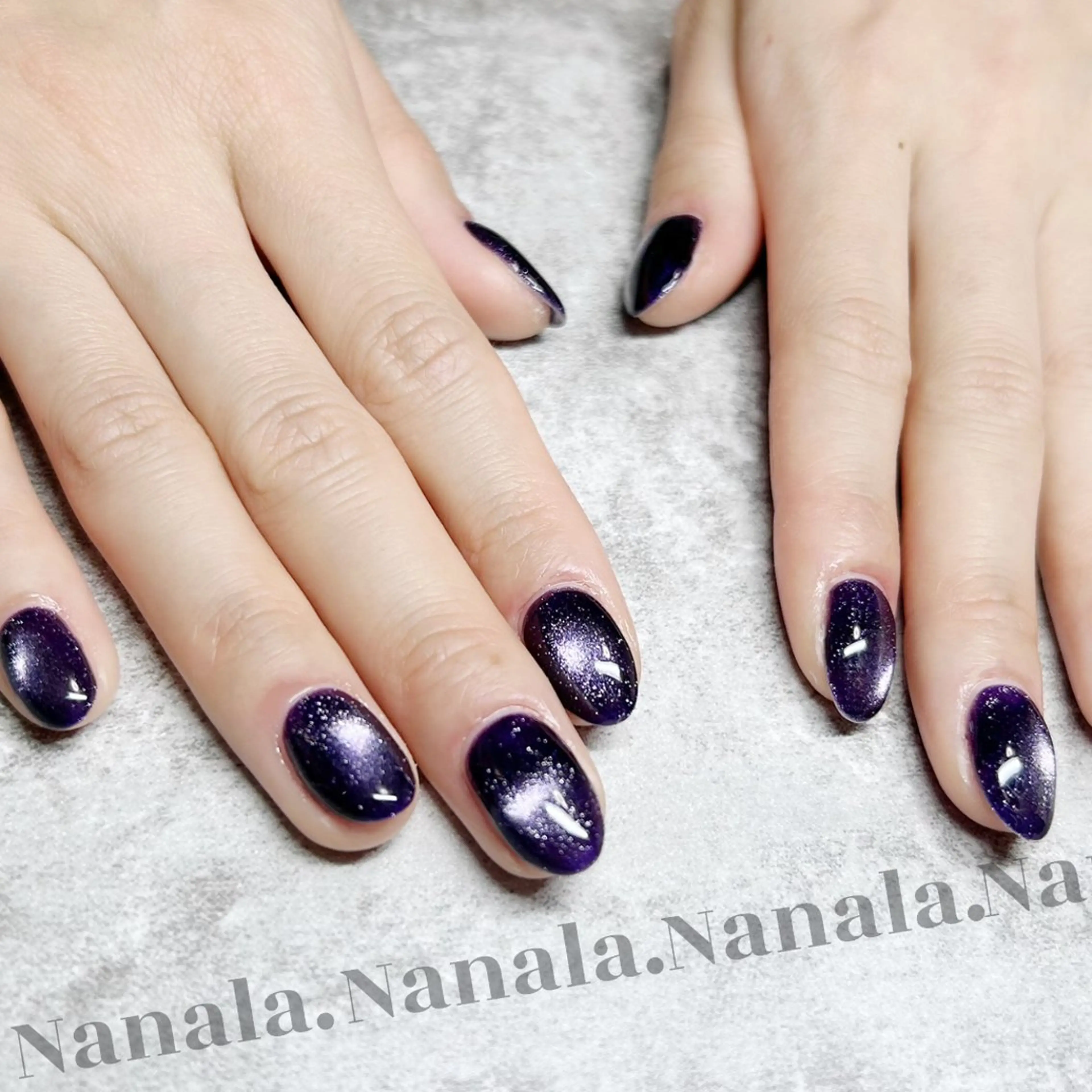 ネイル アートネイル オーロラネイル カジュアル フラッシュネイル フットネイル ハンドネイル ハンドケア Nanala. LUNAのネイルデザイン
