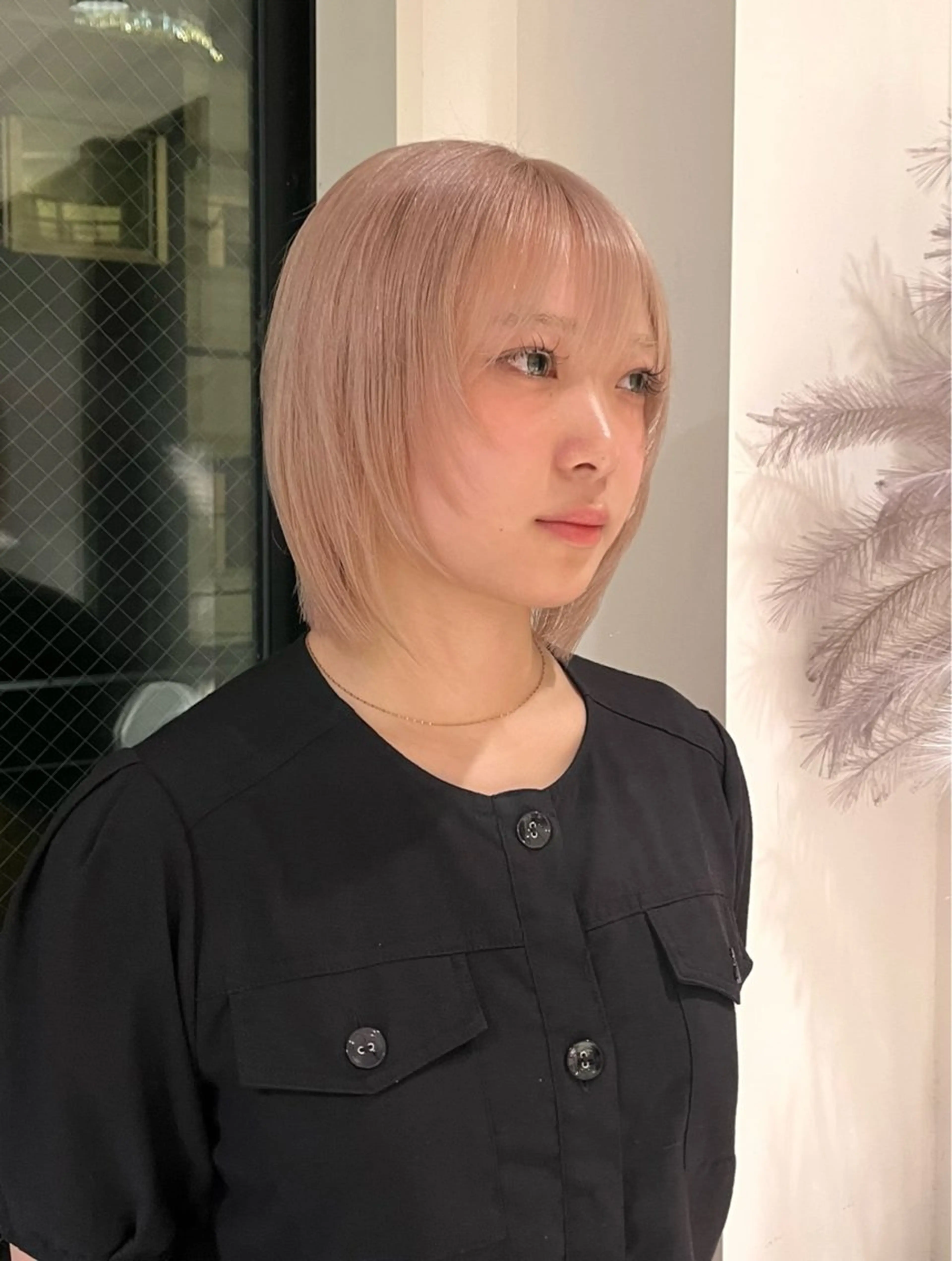 ショート カラー ヘアカラー Qin所属・ルーツカラー 🌟  ミキのヘアスタイル