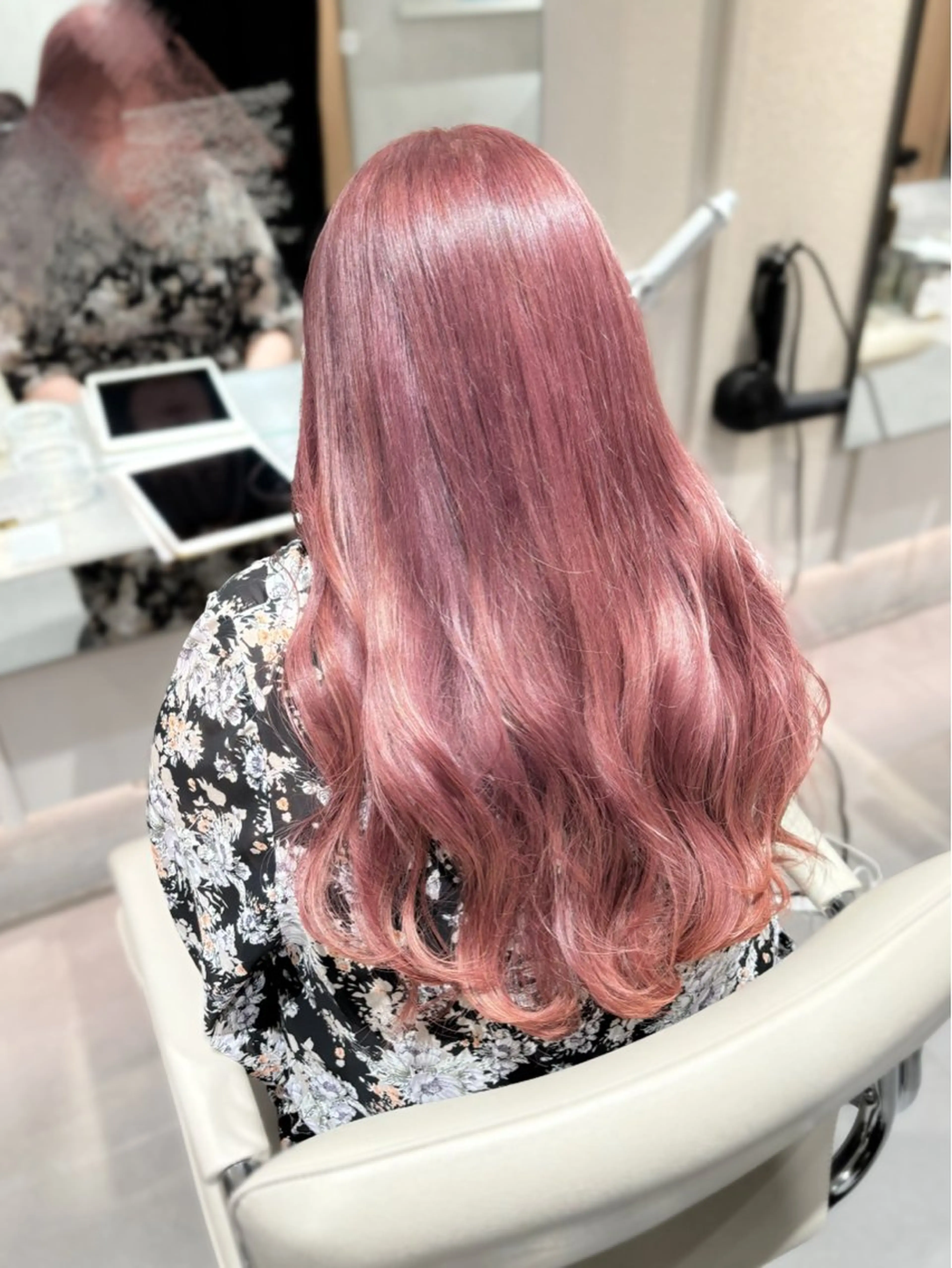 ロング カラー ヘアカラー トリートメント 艶髪ハイトーン/ レイヤー/yuiのヘアスタイル