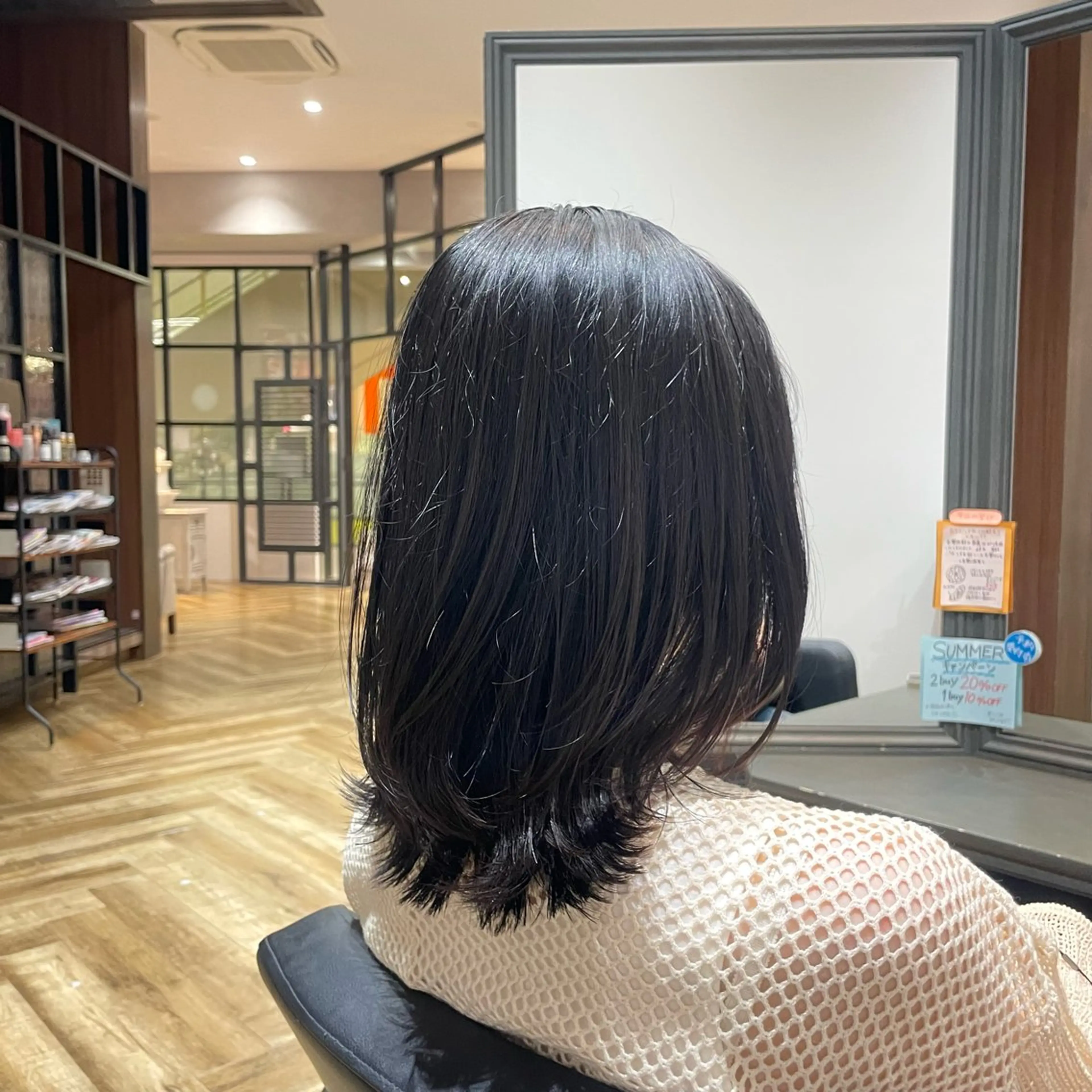 ミディアム 服部 未夢のヘアスタイル