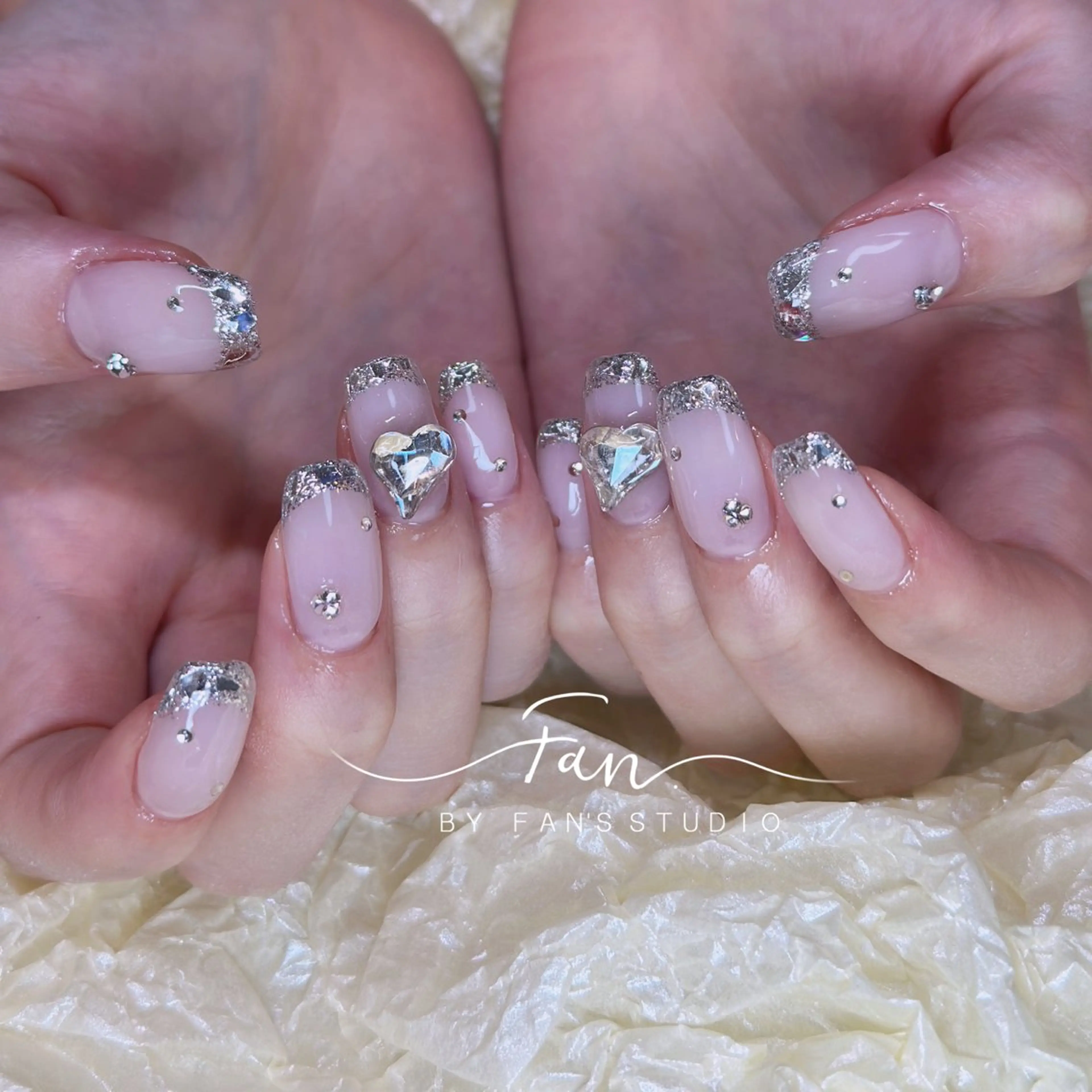 ネイル 🌻FAN'S STUDIO池袋🌻のネイルデザイン