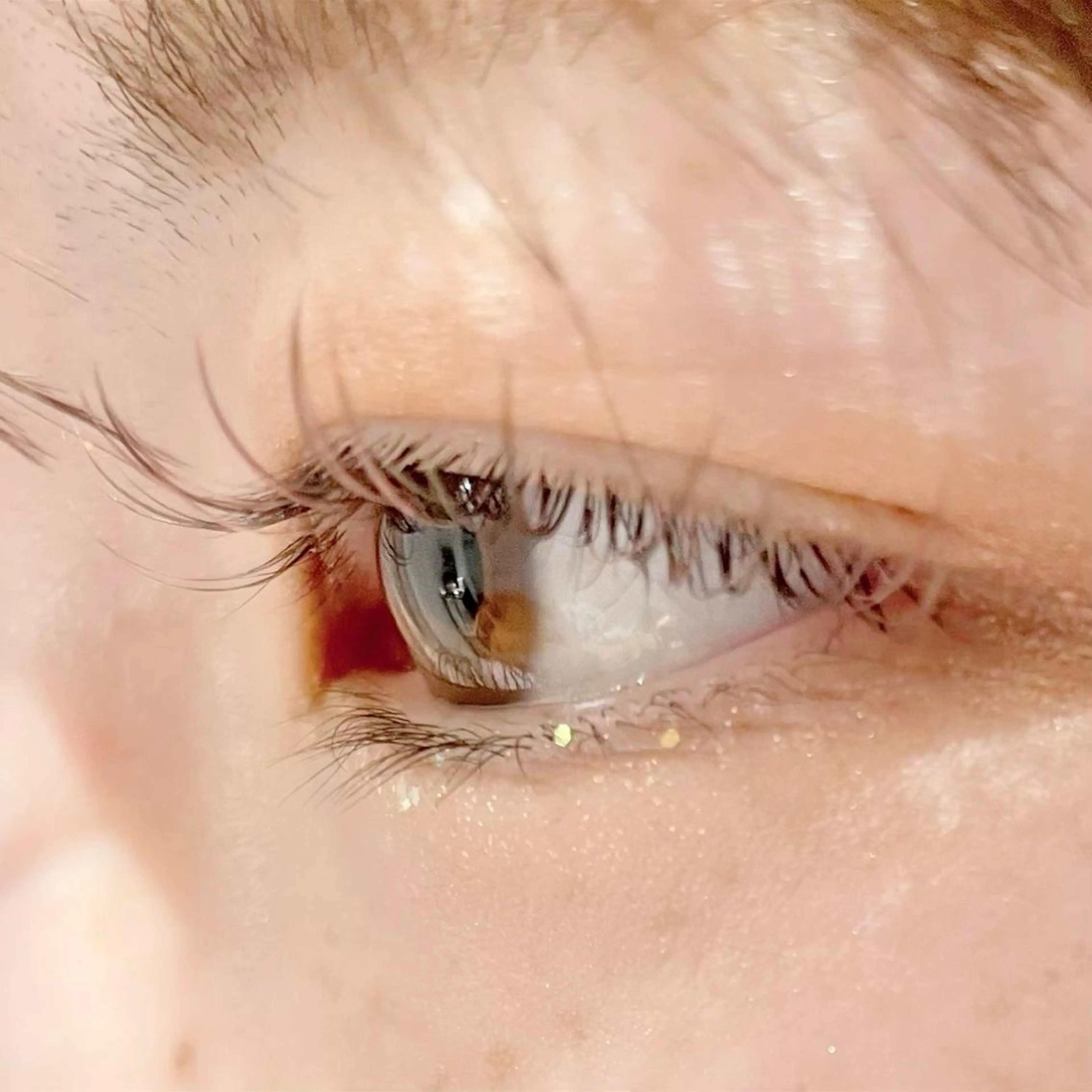 【オフ・コーティング込☆】抜け感＆透明感upカラーエクステ60分付け放題（目安両目120本）の写真