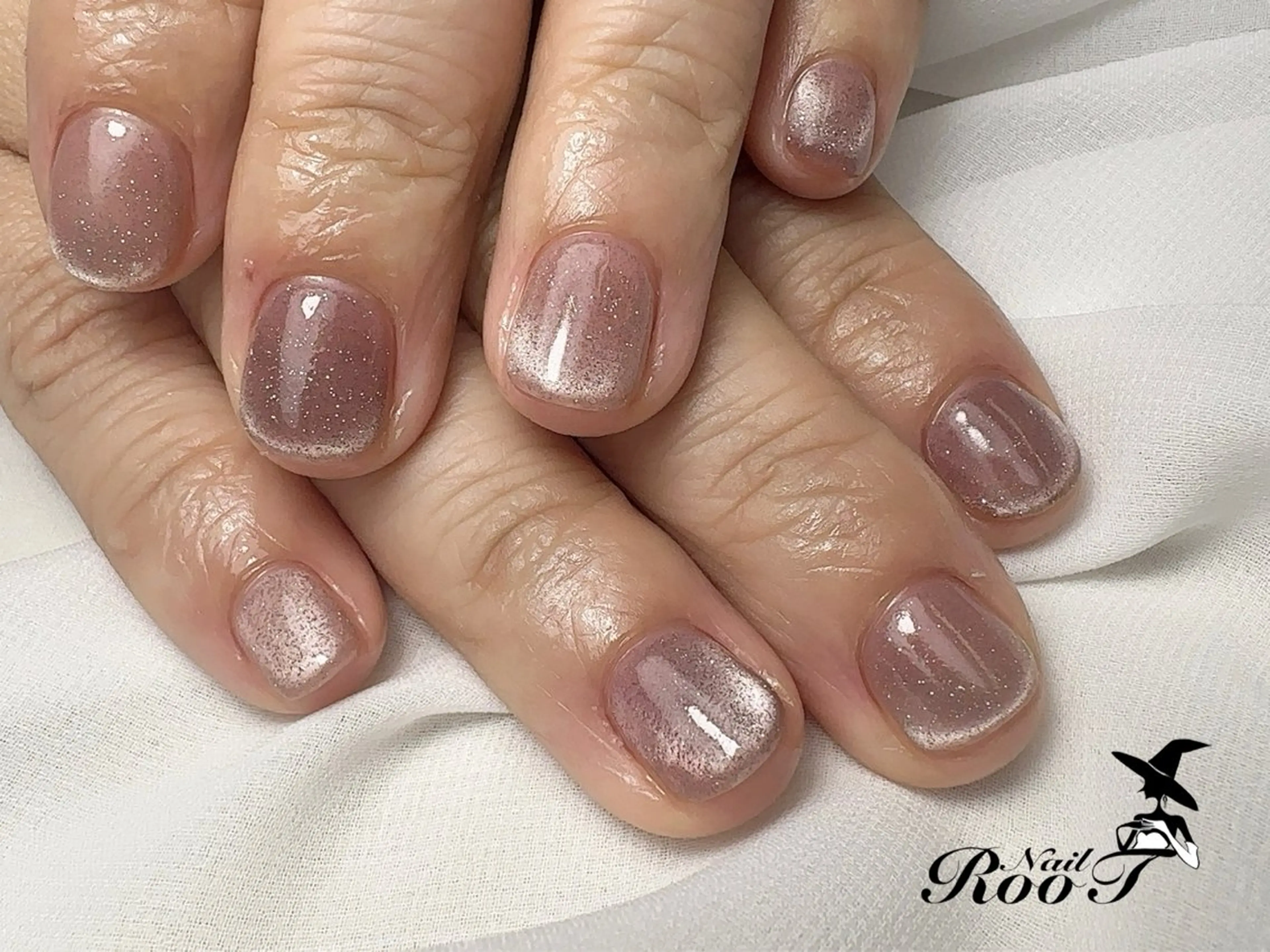 ネイル フラッシュネイル フラッシュマグ ハンドネイル RooT Nailのネイルデザイン