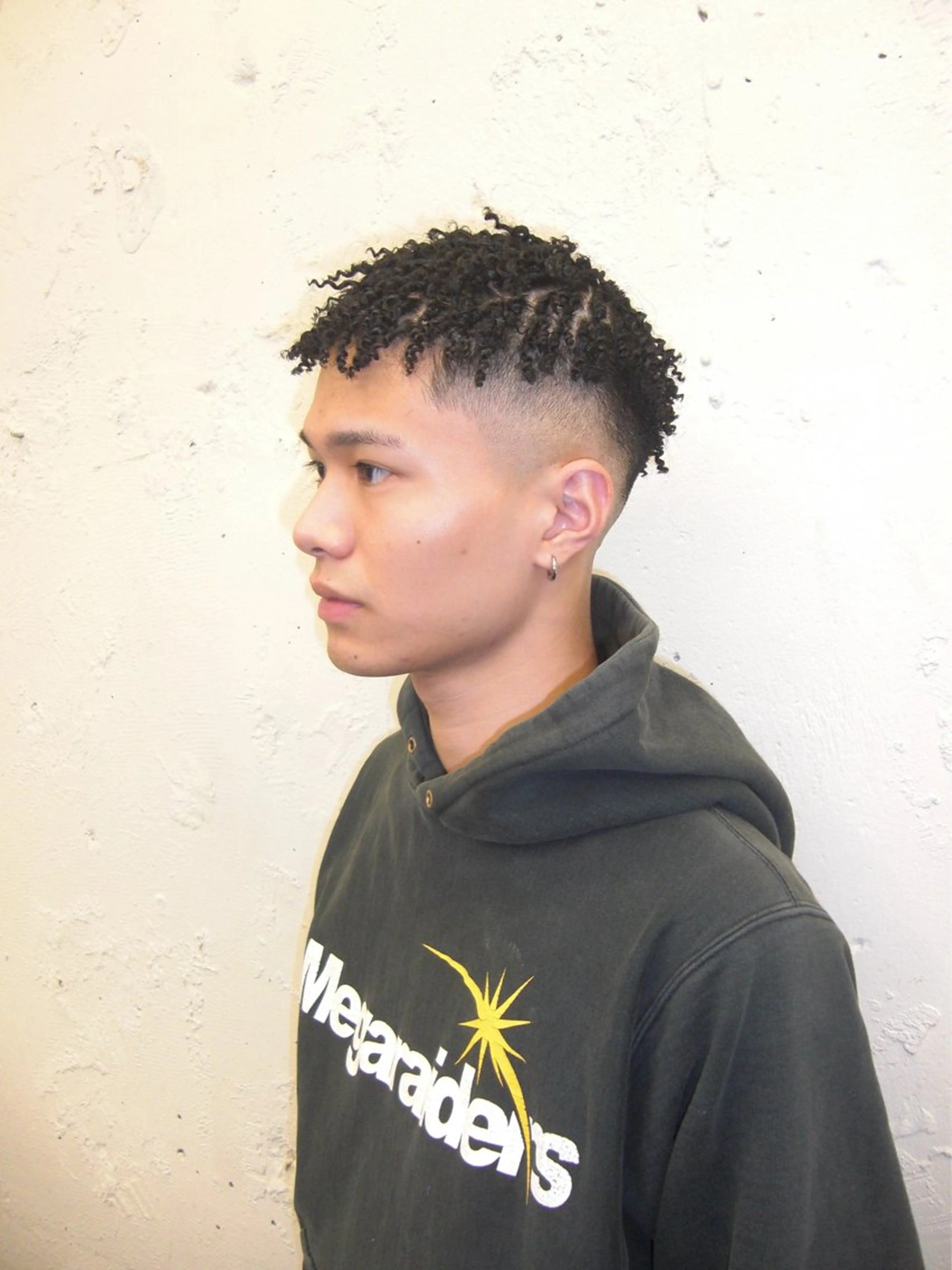 パーマ ヘアアレンジ メンズ メンズパーマ コーンロウ／ブレイズ SYUのヘアスタイル