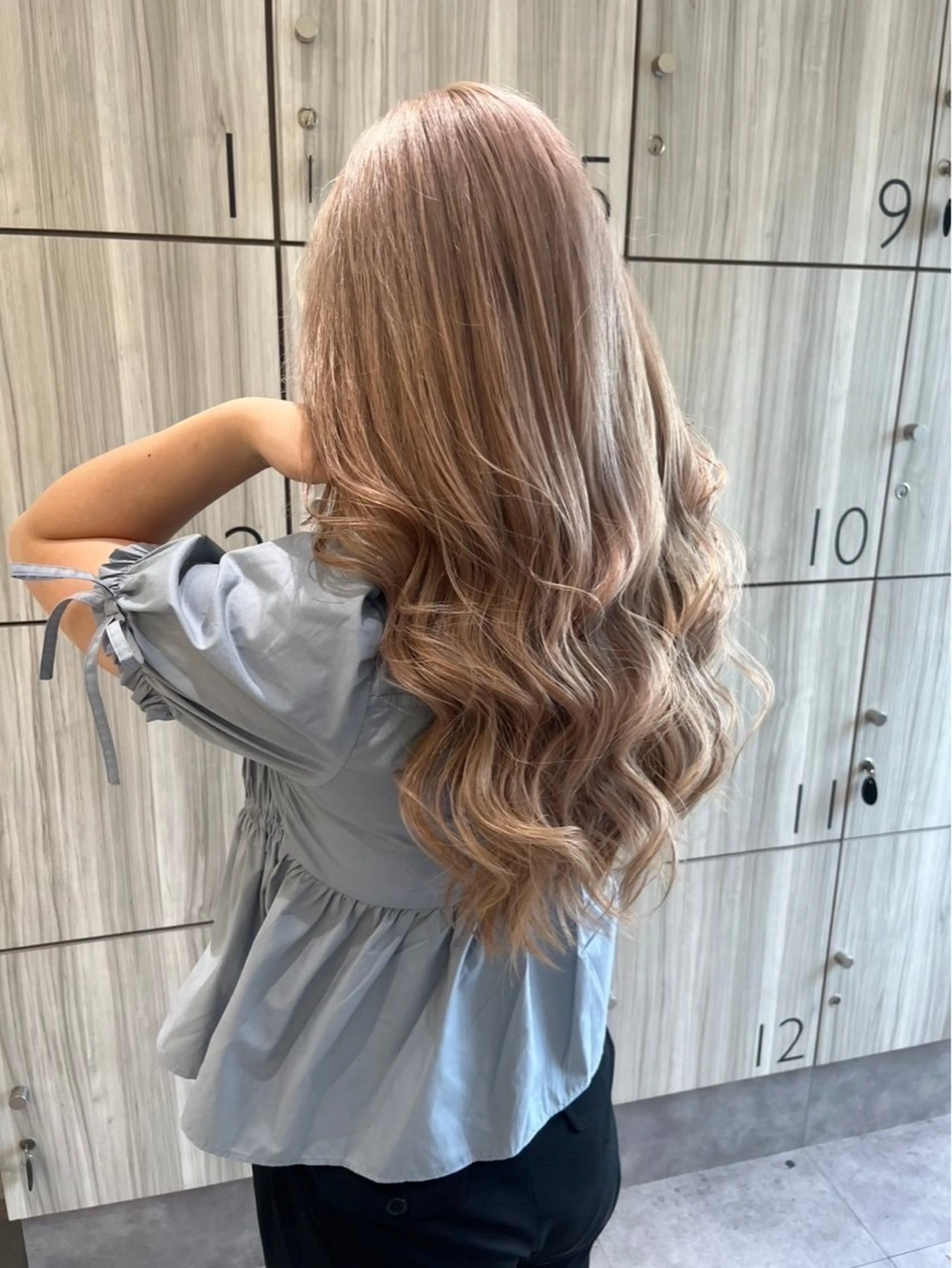 カラー 山路 悠佳のヘアスタイル