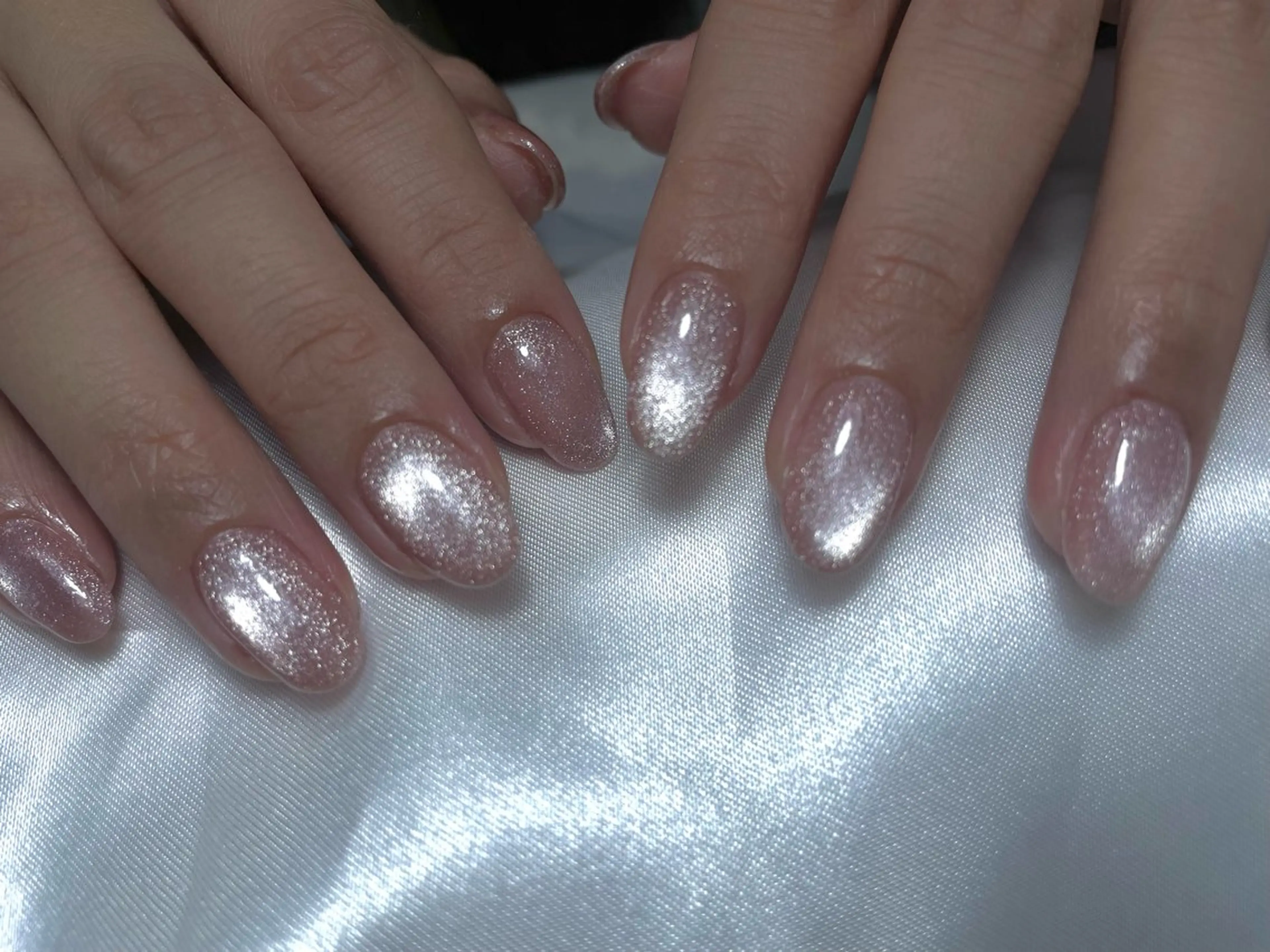 ネイル マグネットネイル ハンドネイル alma (アルマ)のネイルデザイン