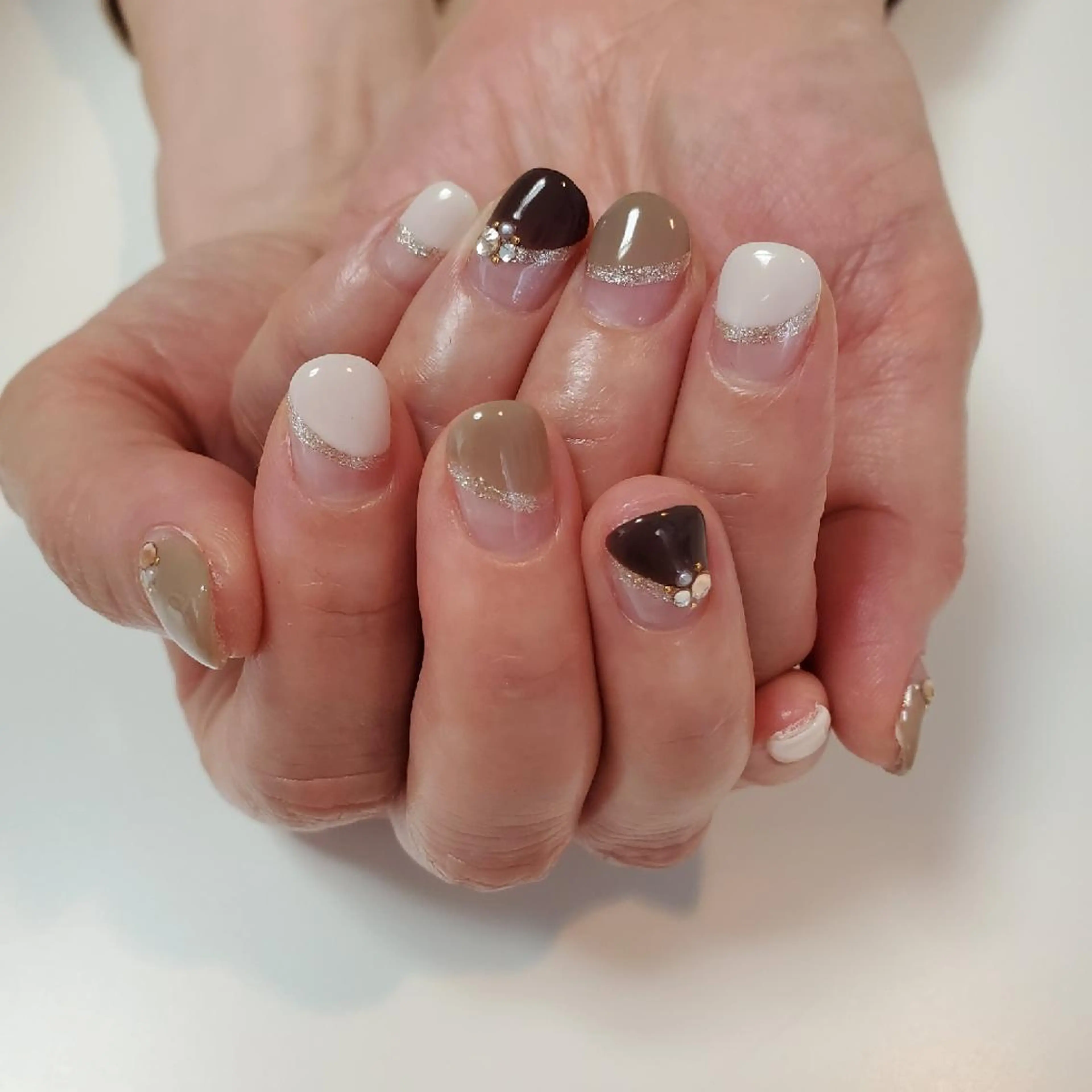 ネイル フレンチネイル ネイル＆フットケアサロンアイアムアイ所属・ネイリスト モリシタのネイルデザイン