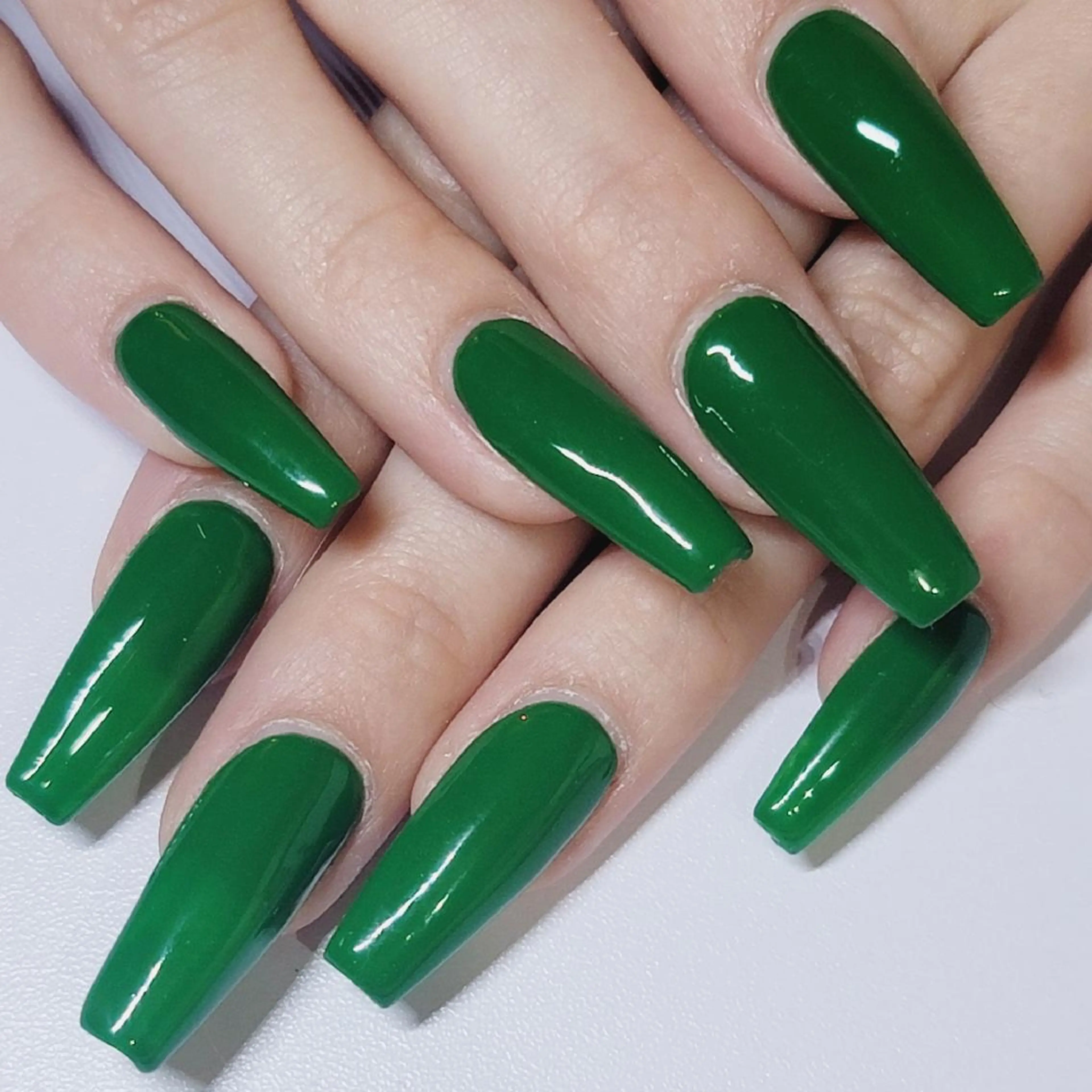 ネイル グリーン ワンカラーネイル ハンドネイル よしだ ひろきのネイルデザイン