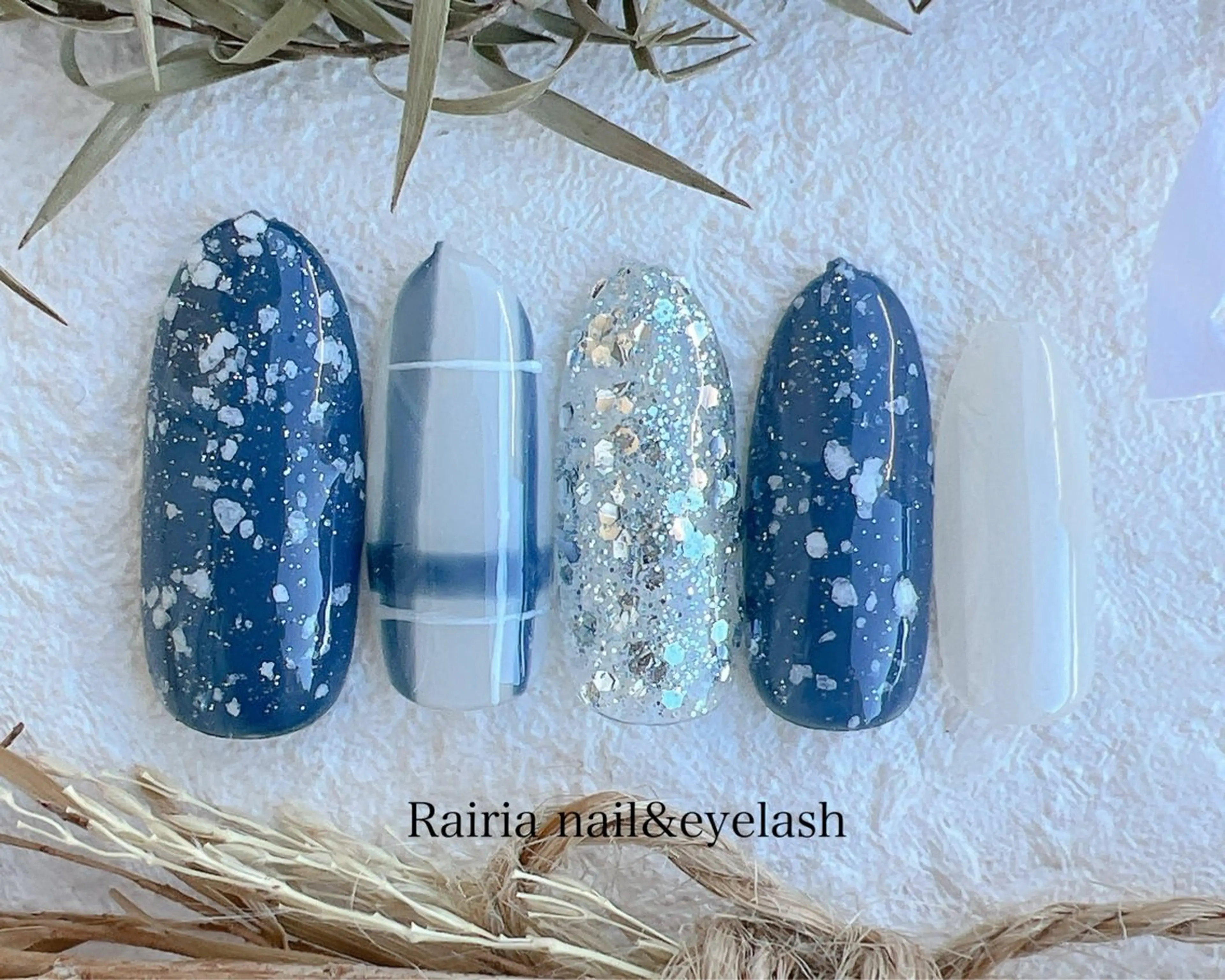 ネイル ラメ(グリッター) 冬ネイル Rairia   nail所属・屋敷 理奈のネイルデザイン