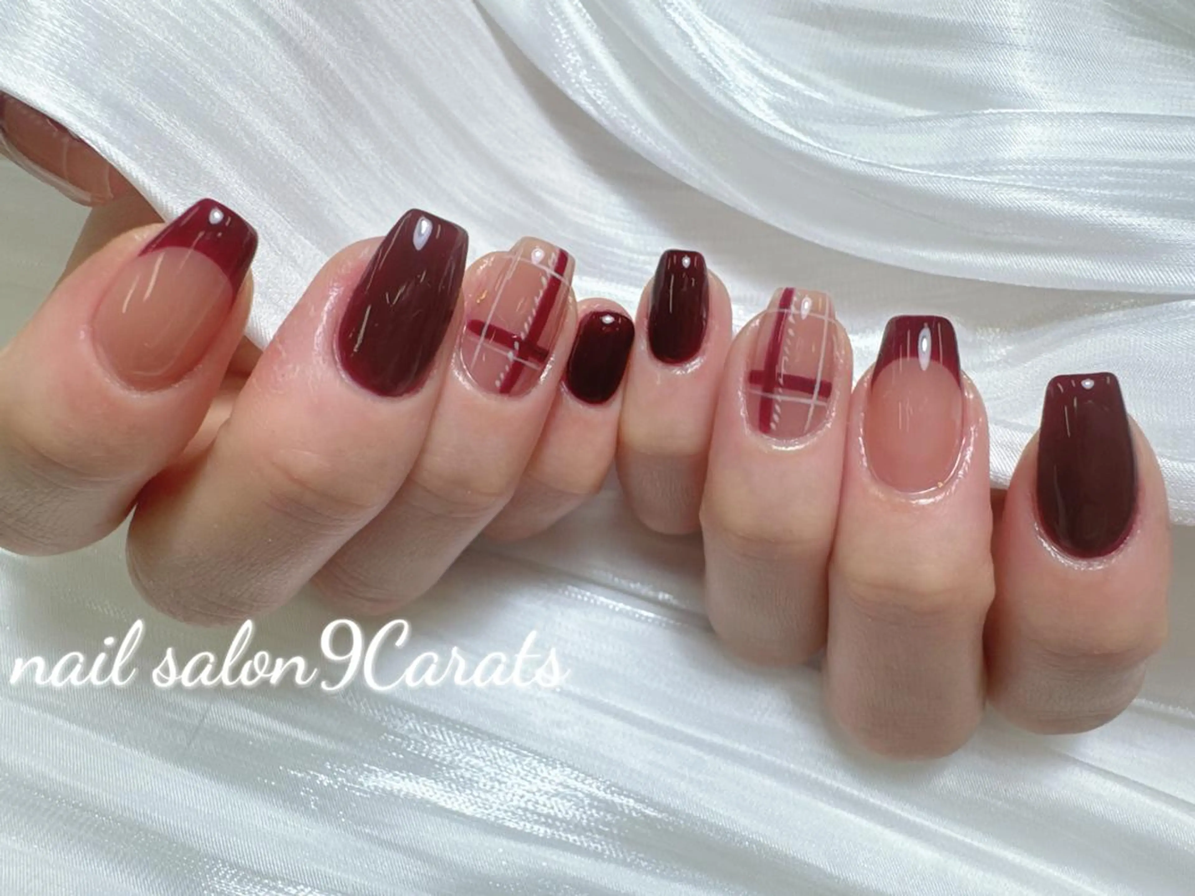 ネイル ハンドネイル ネイルサロン 9Carats神田のネイルデザイン