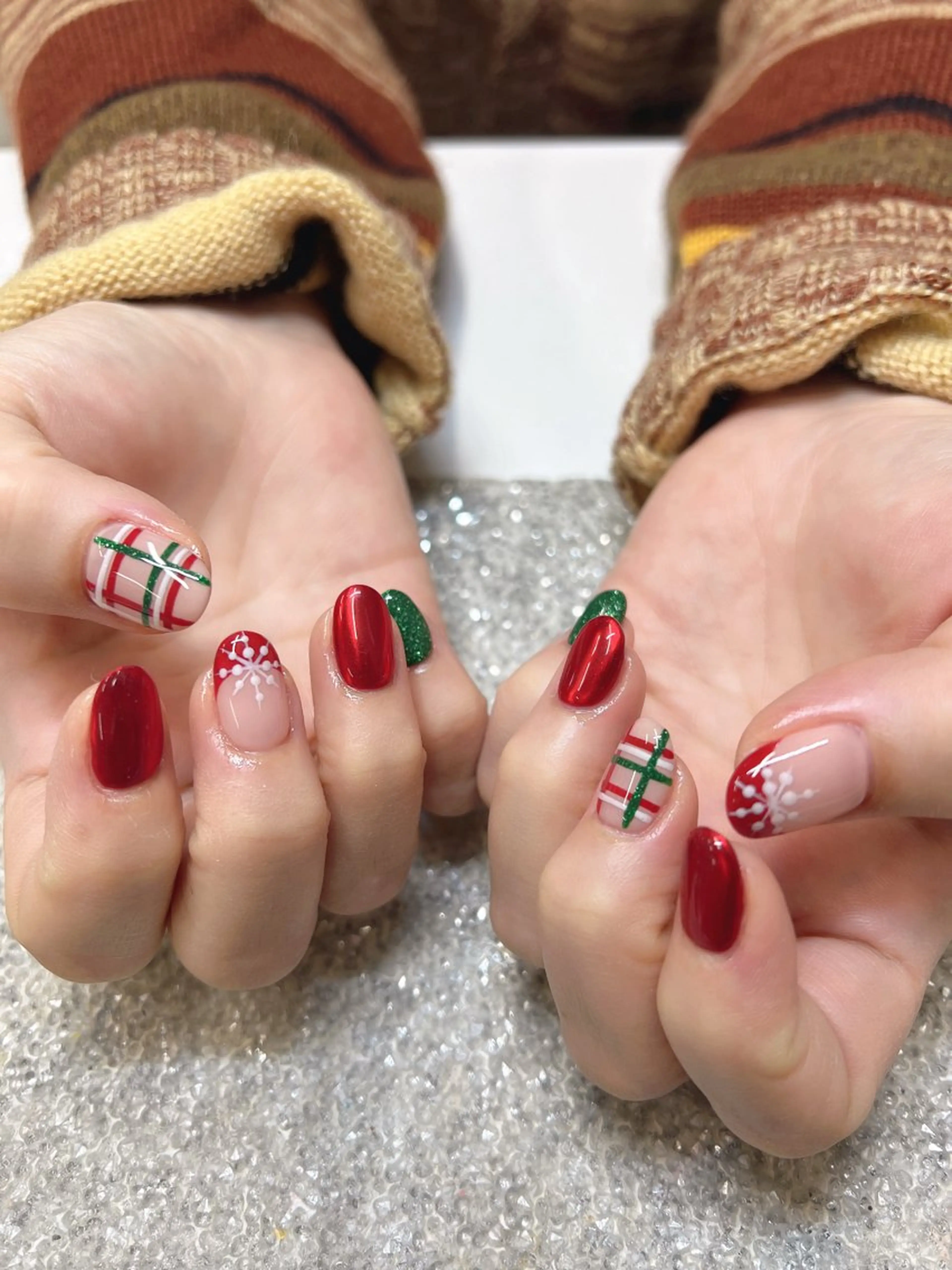 ネイル Guarendo錦糸町店所属・ガレンドウ 白澤 愛子のネイルデザイン