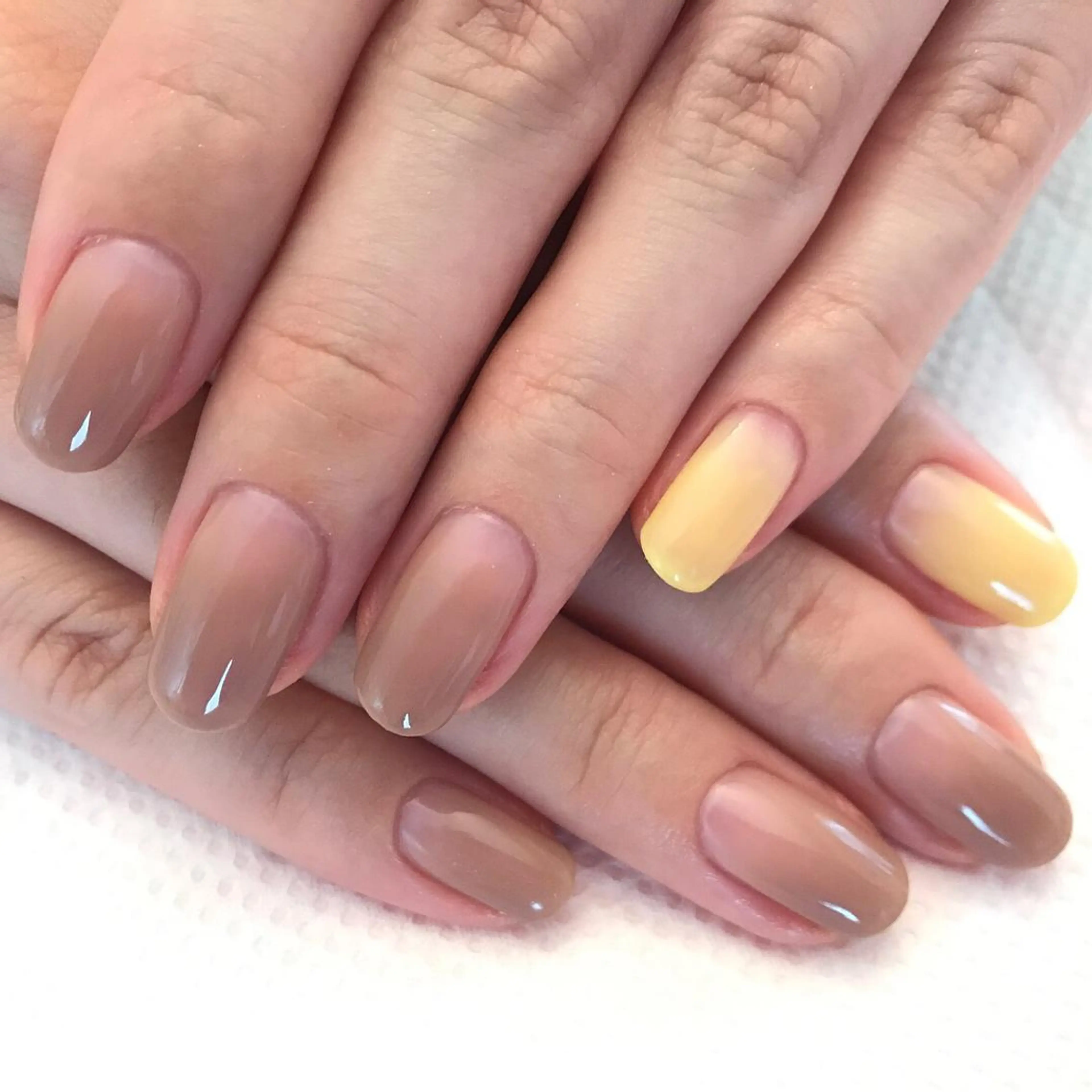 ネイル グラデーション 髙城 亜紀のネイルデザイン