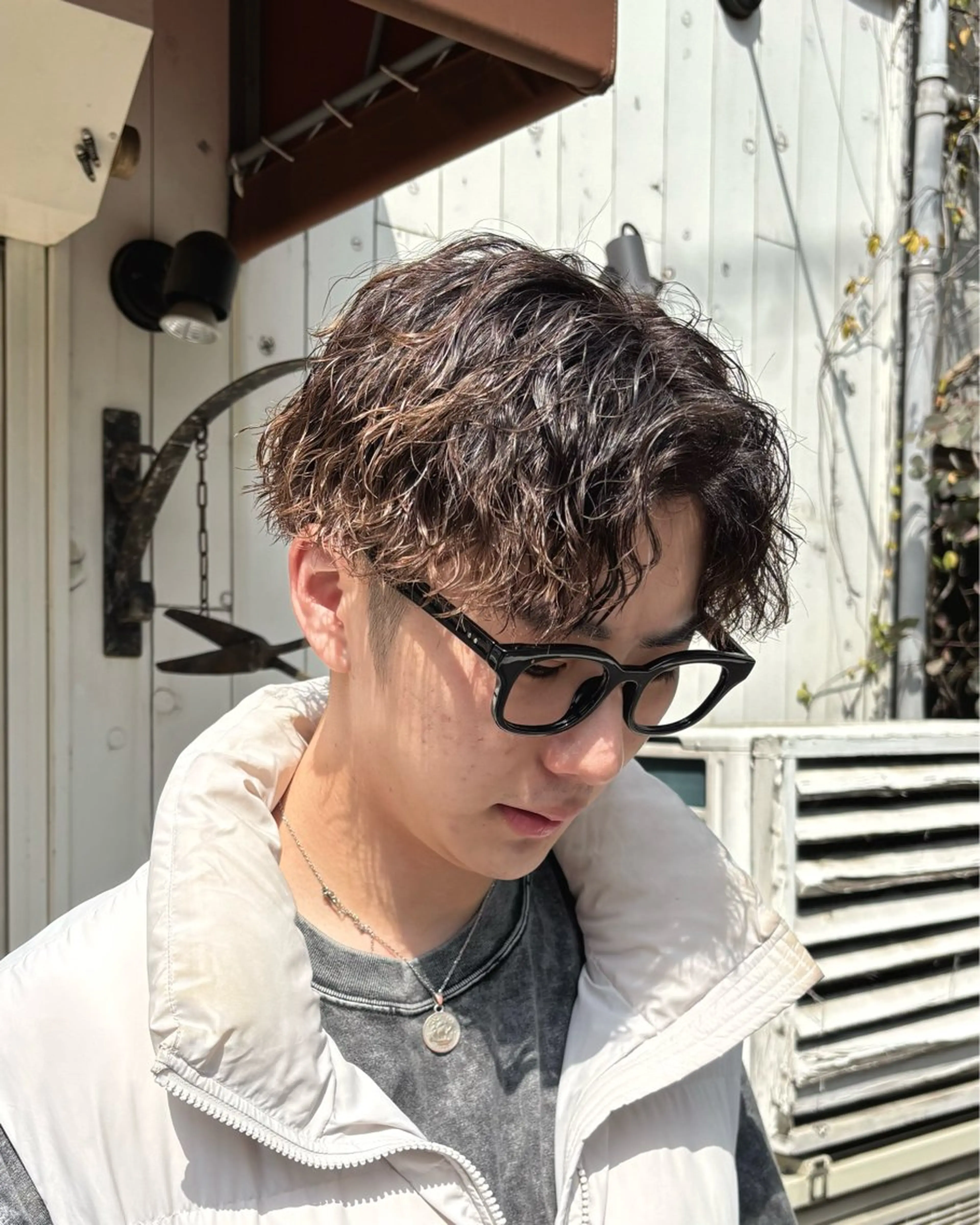 ミディアム パーマ メンズ ミディアムパーマ メンズパーマ ツイストスパイラルパーマ スパイラルパーマ homme, famille raugh【オム・ファミーユ・ラグ】所属・【メンズ特化】パーマ /マッシュ/たいちのヘアスタイル