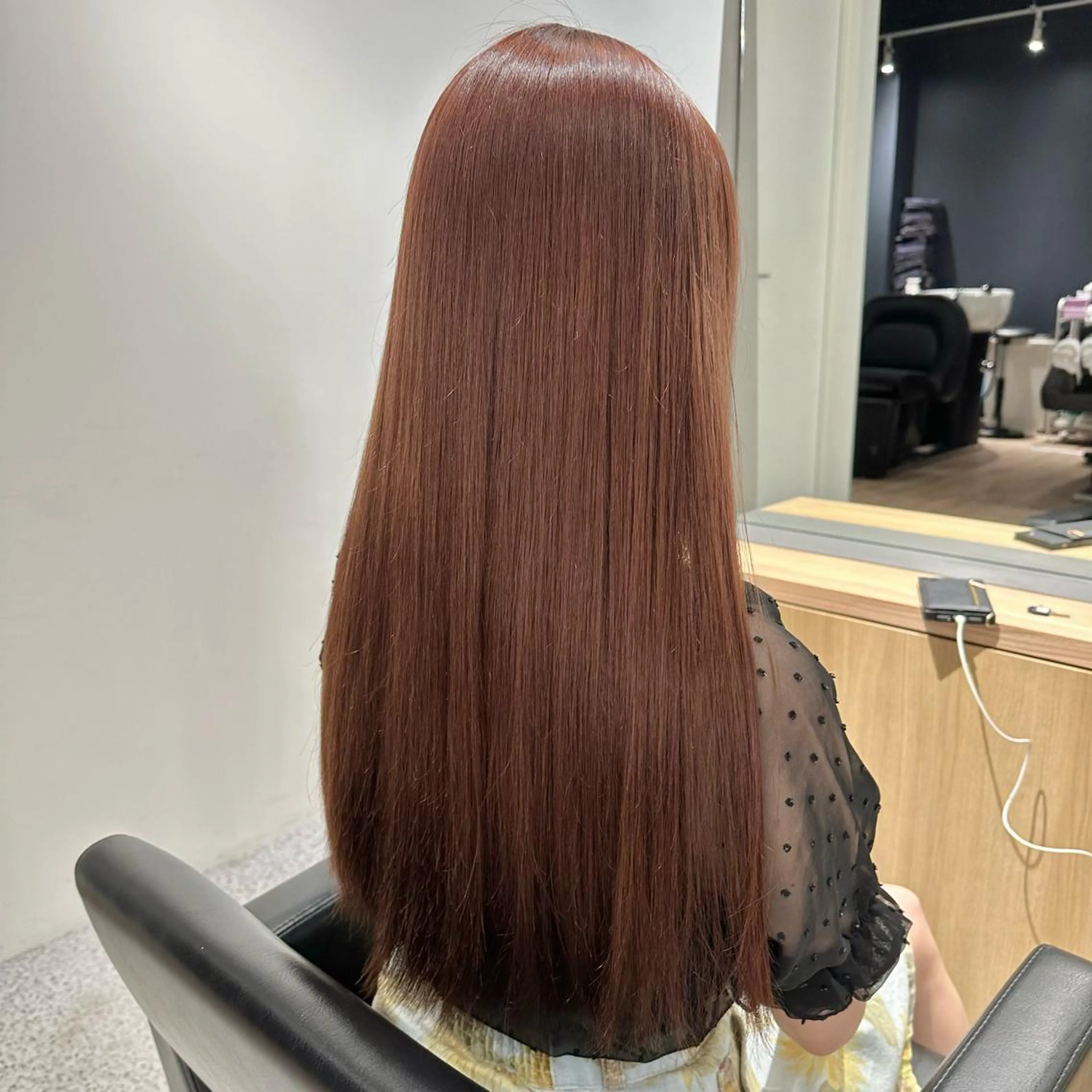 ロング カラー ベージュカラー ブリーチ ピンクカラー ピンクベージュ GO TODAY SHARE SALON 原宿本店所属・ブリーチ/ハイトーン 艶カラー/ユリナのヘアスタイル