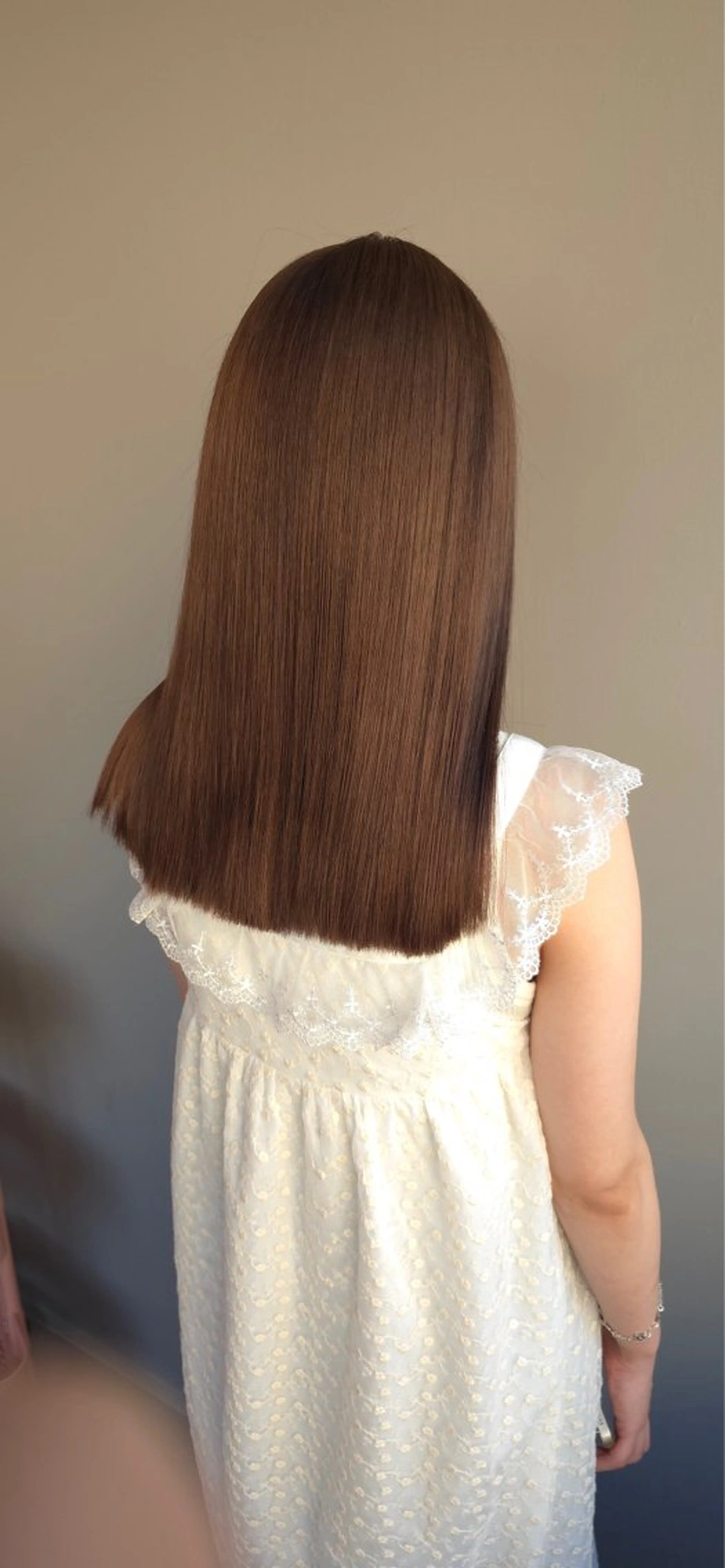 セミロング カラー ベージュカラー 透明感カラー/艶髪/ エクステ/HIROのヘアスタイル