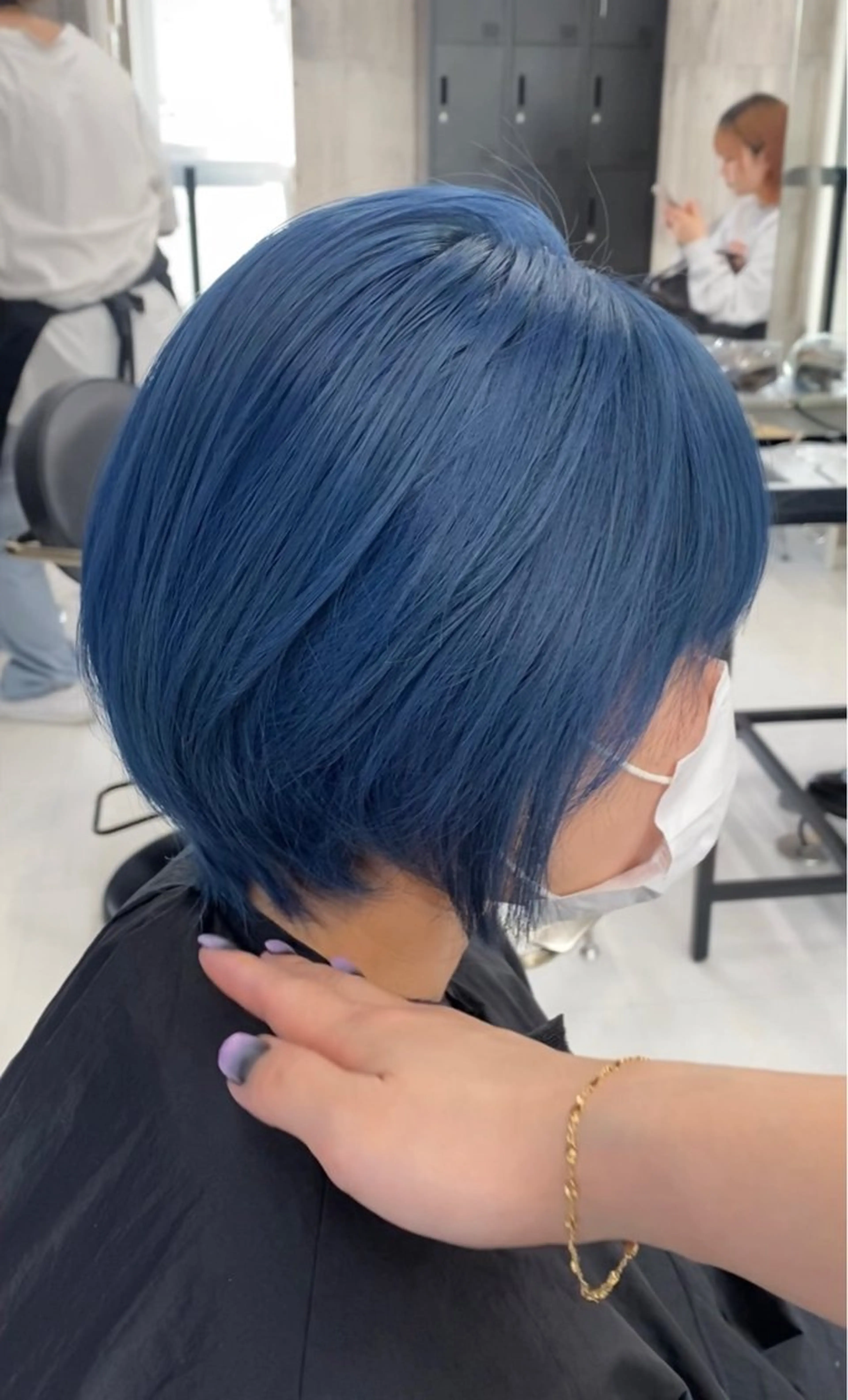 ショート カラー ヘアアレンジ メンズ ヘアカラー のん🎀ハイトーン/ レイヤーカット🐳のヘアスタイル