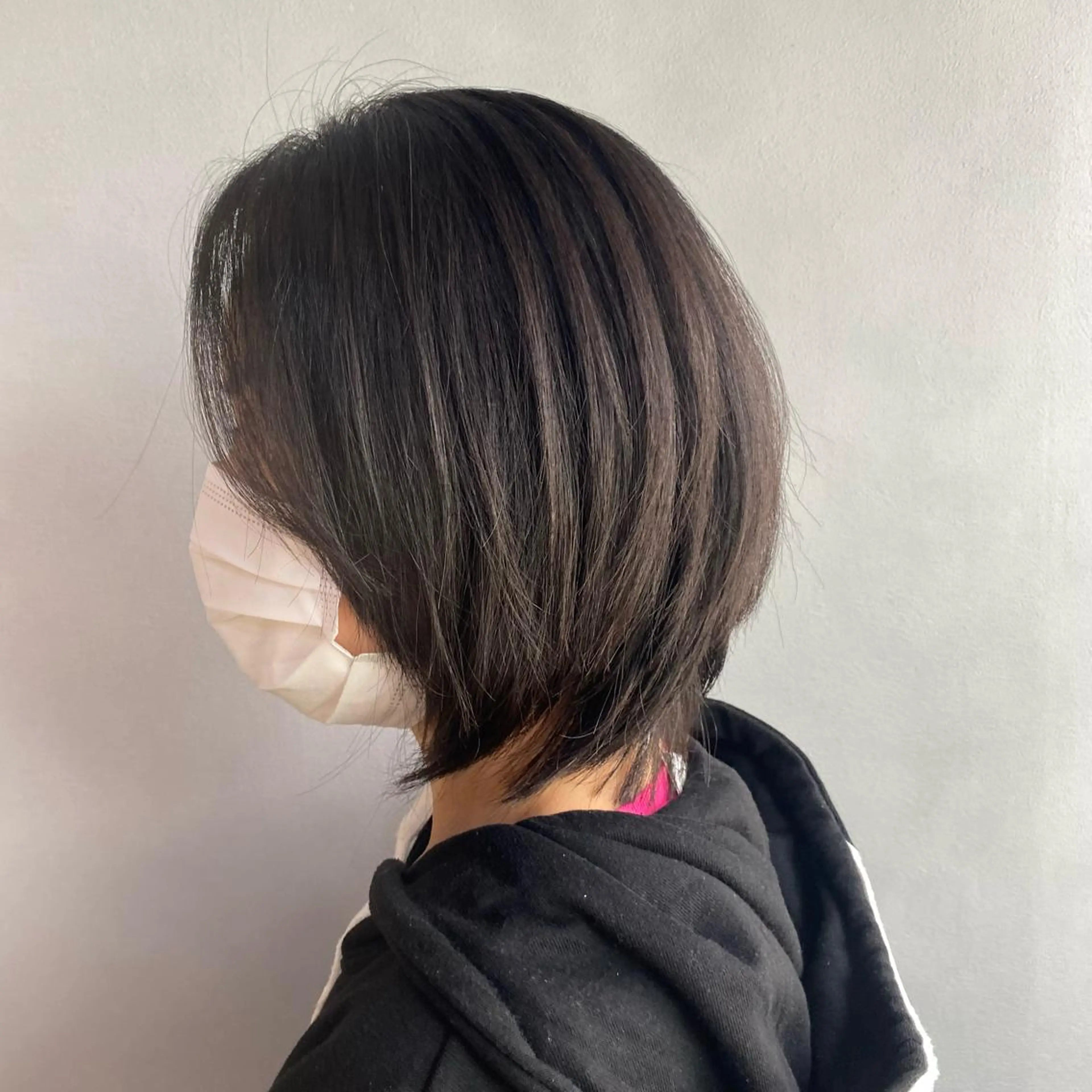 ミディアム ミディアムレイヤー レイヤーカット カット 🪐SOURCE 塚口　シマブクロ🪐のヘアスタイル