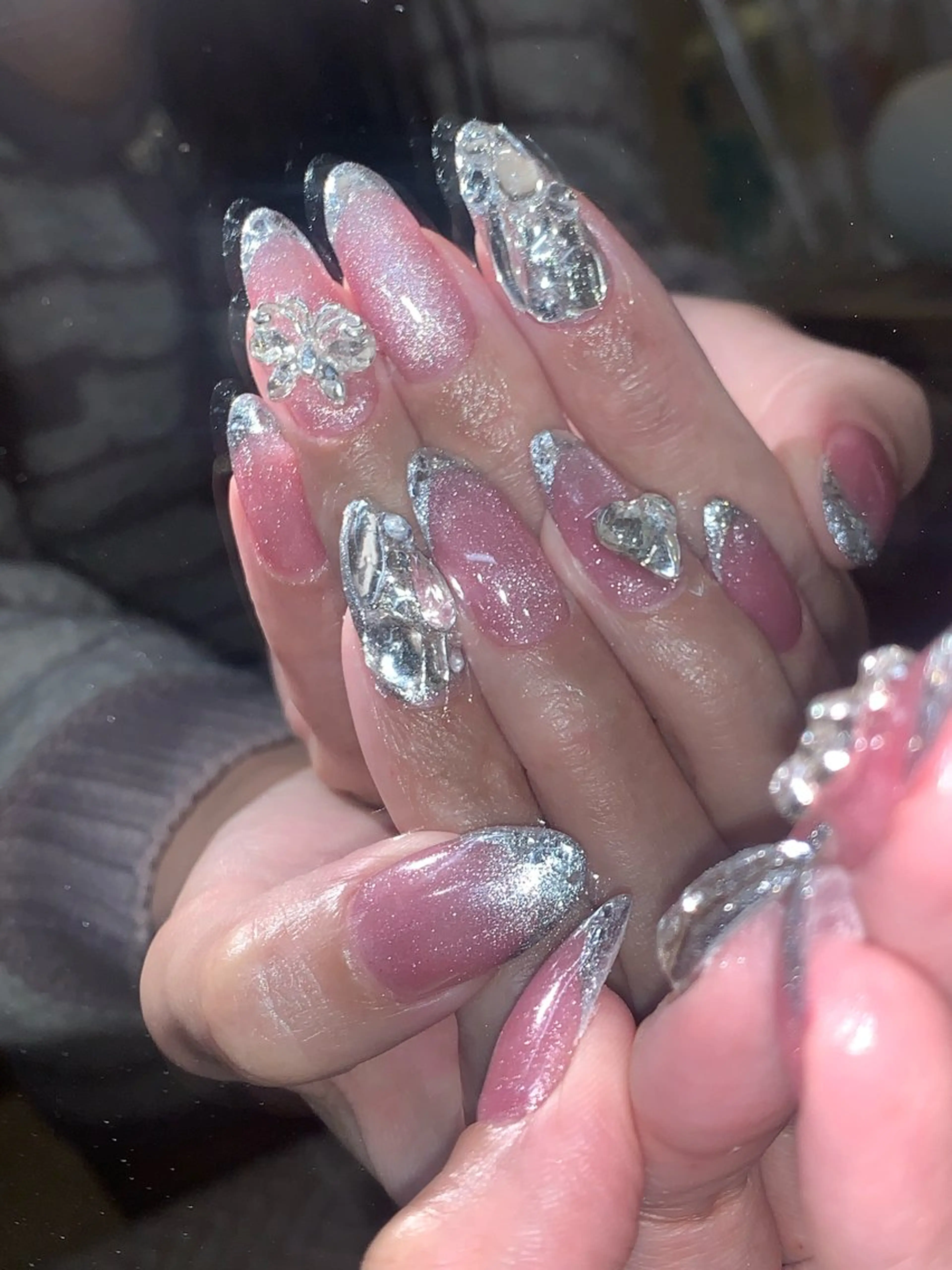 ネイル ハンドネイル NES NAIL所属・さゆり￤推しキャラ ￤ロングネイル🩷のネイルデザイン