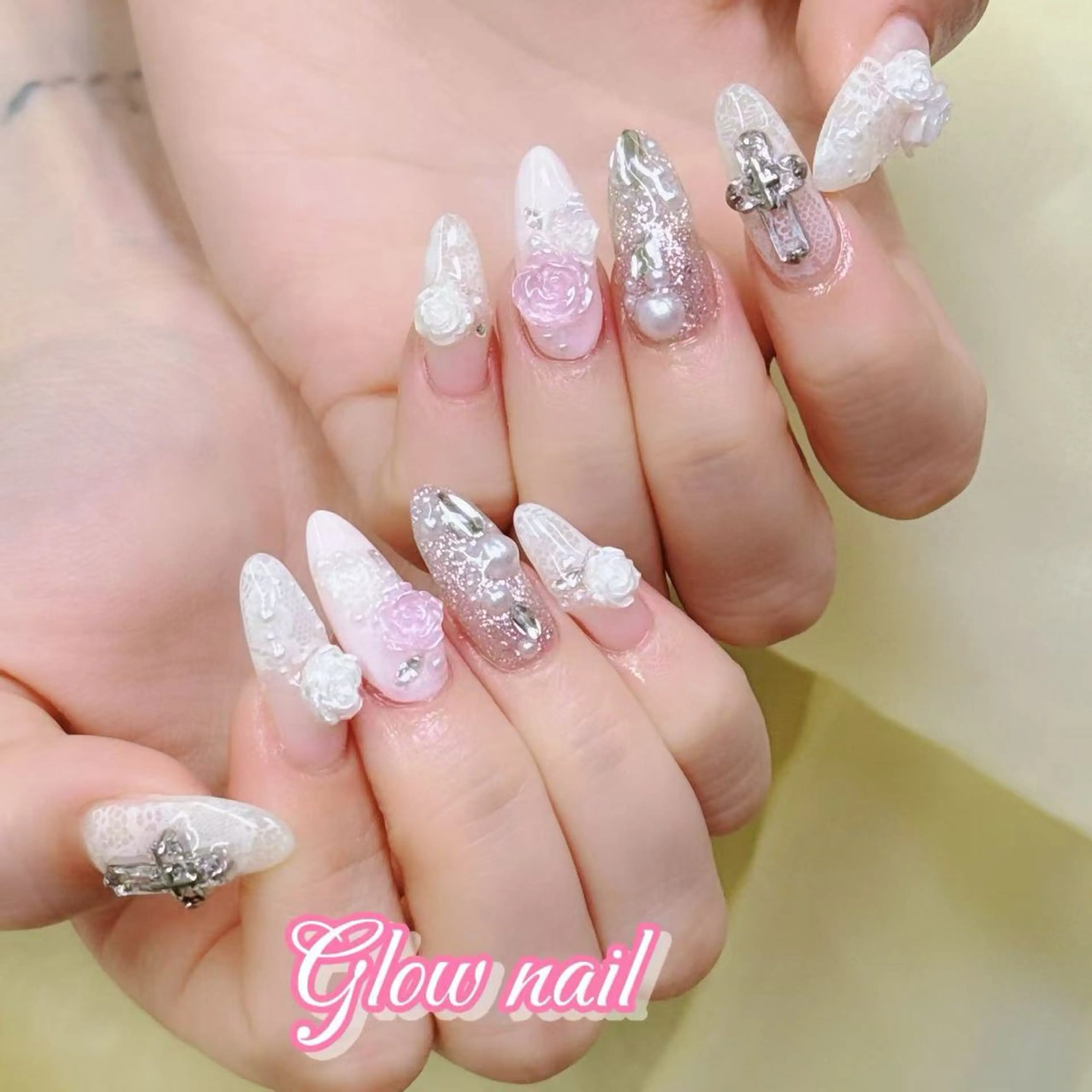 ネイル Glow Nail スカルプ専門店のネイルデザイン