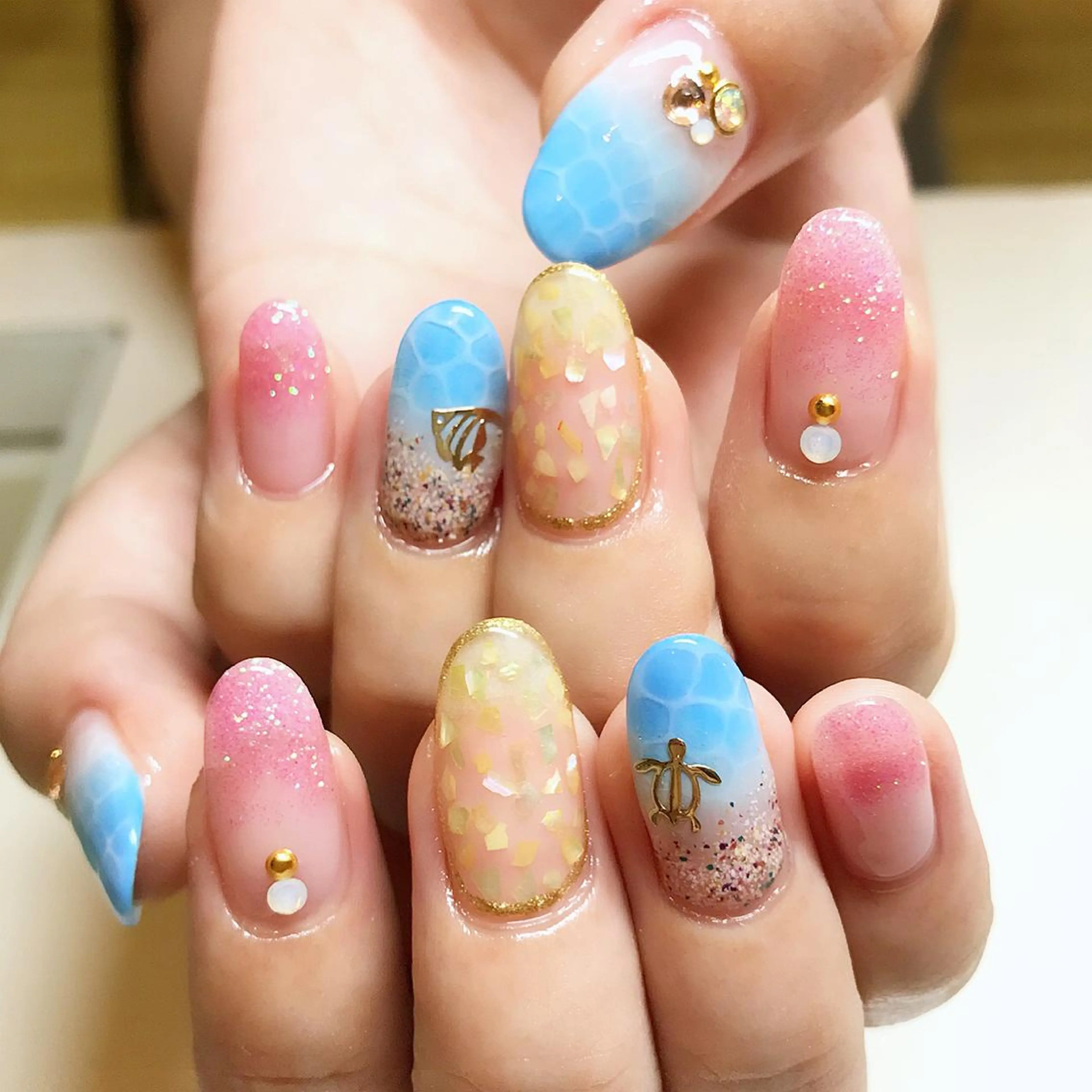 ネイル ジェルネイル 吉澤 圭のネイルデザイン