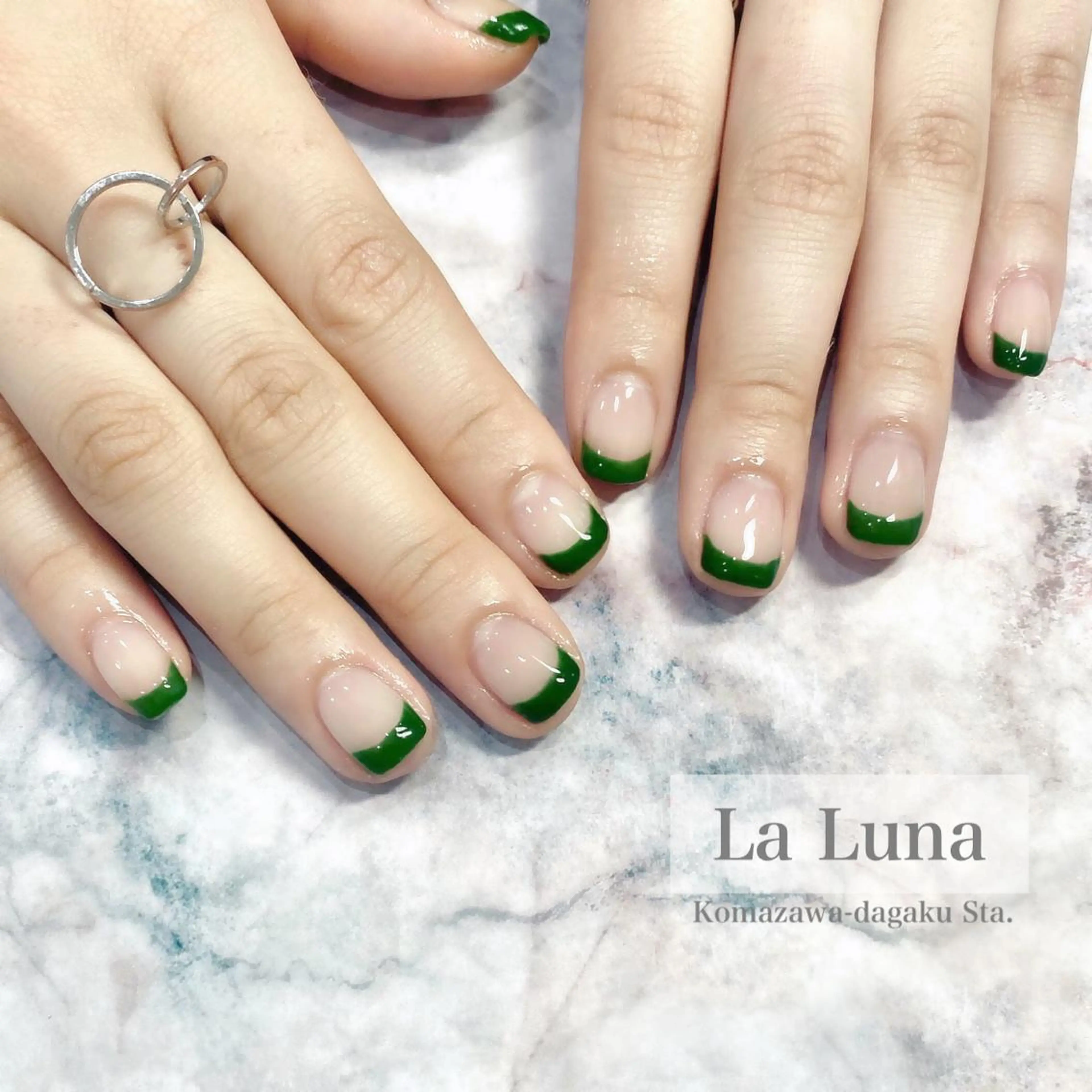 ネイル クリアネイル フレンチネイル ＬａＬｕｎａ🌙 natsukiのネイルデザイン