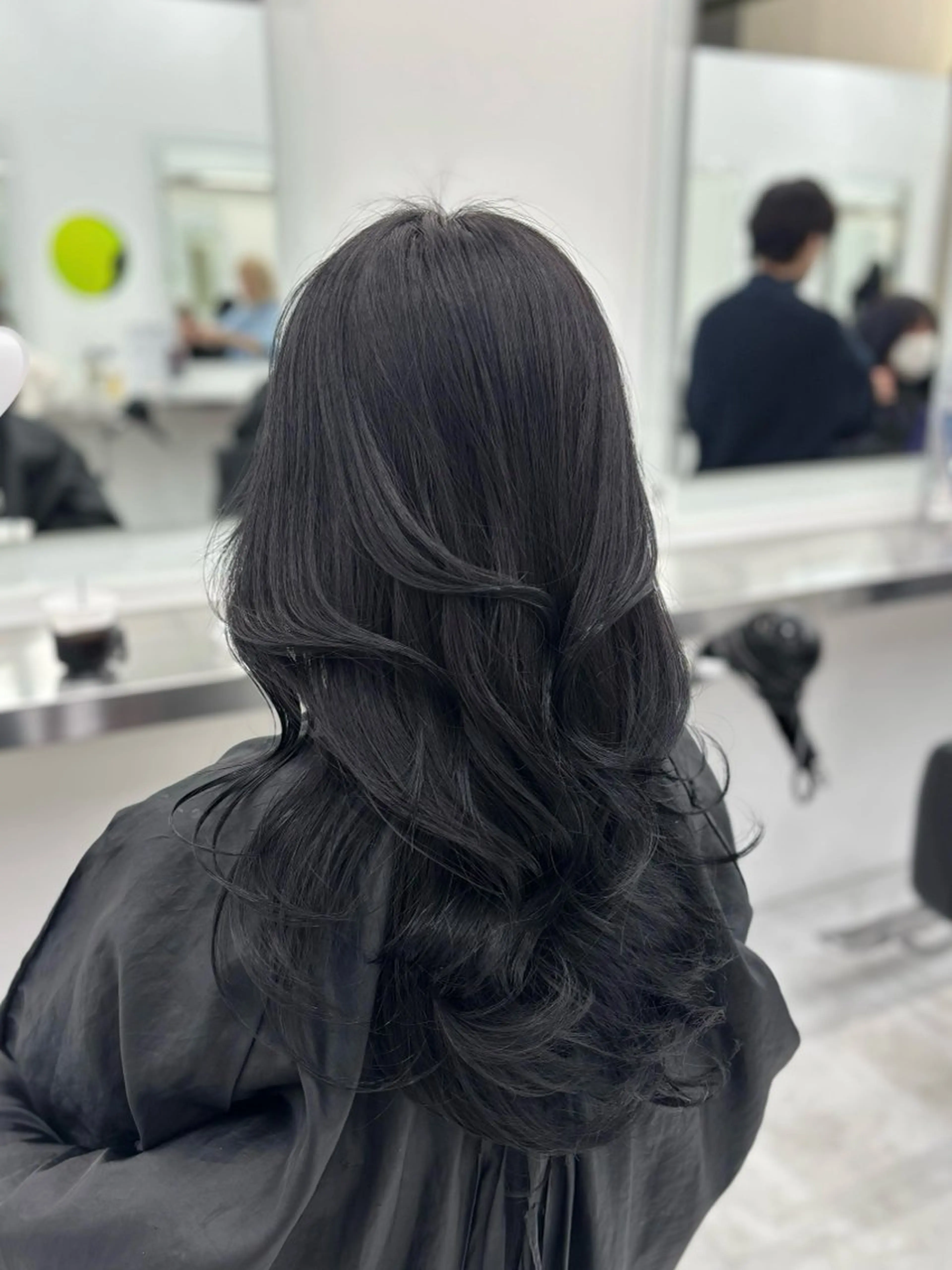 カラー カット ヘアカラー 韓国風暗髪ヘア🤍 🫧MIREIのヘアスタイル