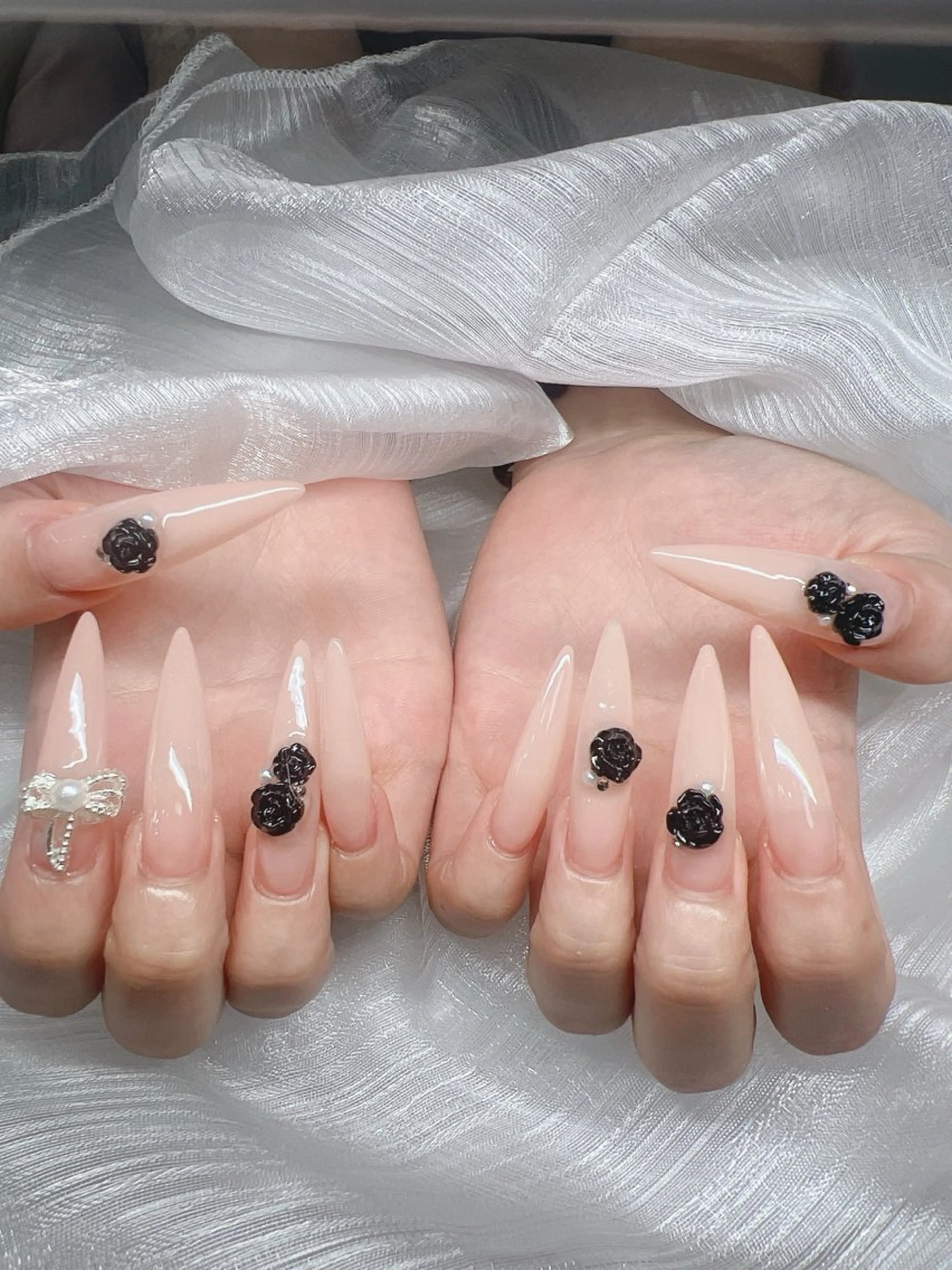 ネイル 長さ出し グラデーション キラキラネイル マグネットネイル ニュアンスネイル ハンドネイル Lee Nails チップ長さだし専門店のネイルデザイン