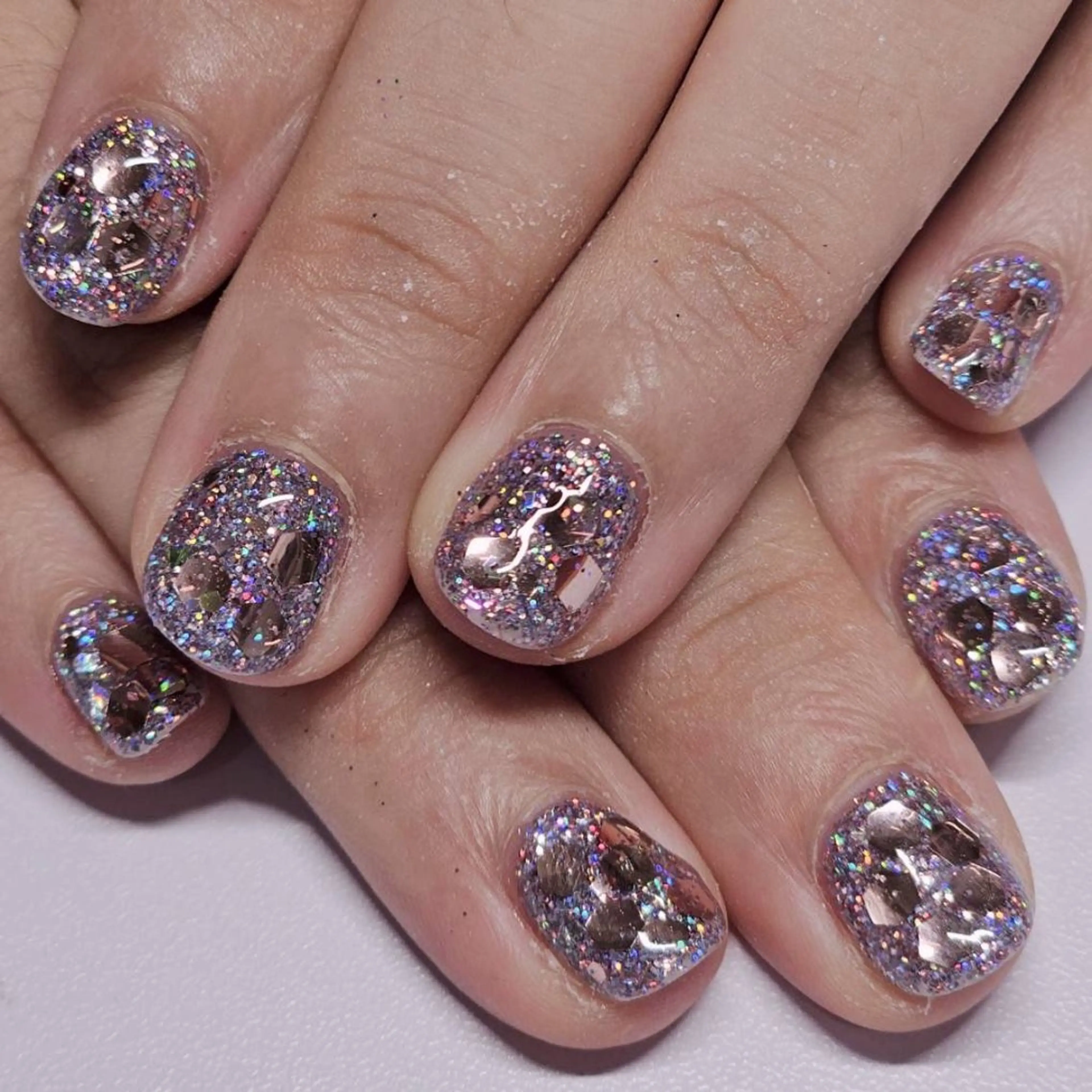 ネイル ホログラムネイル ラメ(グリッター) ワンカラーネイル ピンク パープル ハンドネイル よしだ ひろきのネイルデザイン