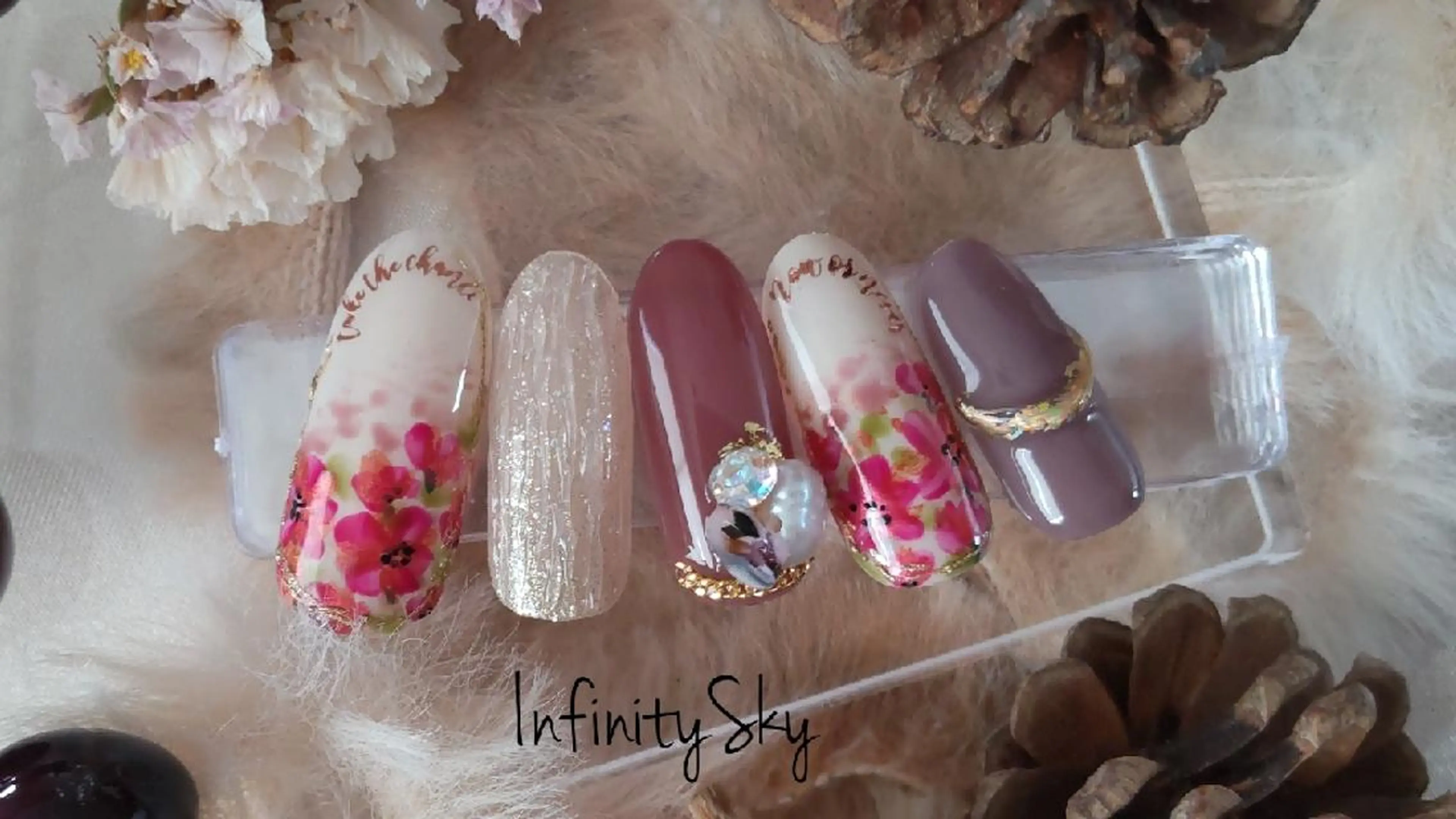 ネイル アートネイル フラワーネイル infinity skyのネイルデザイン