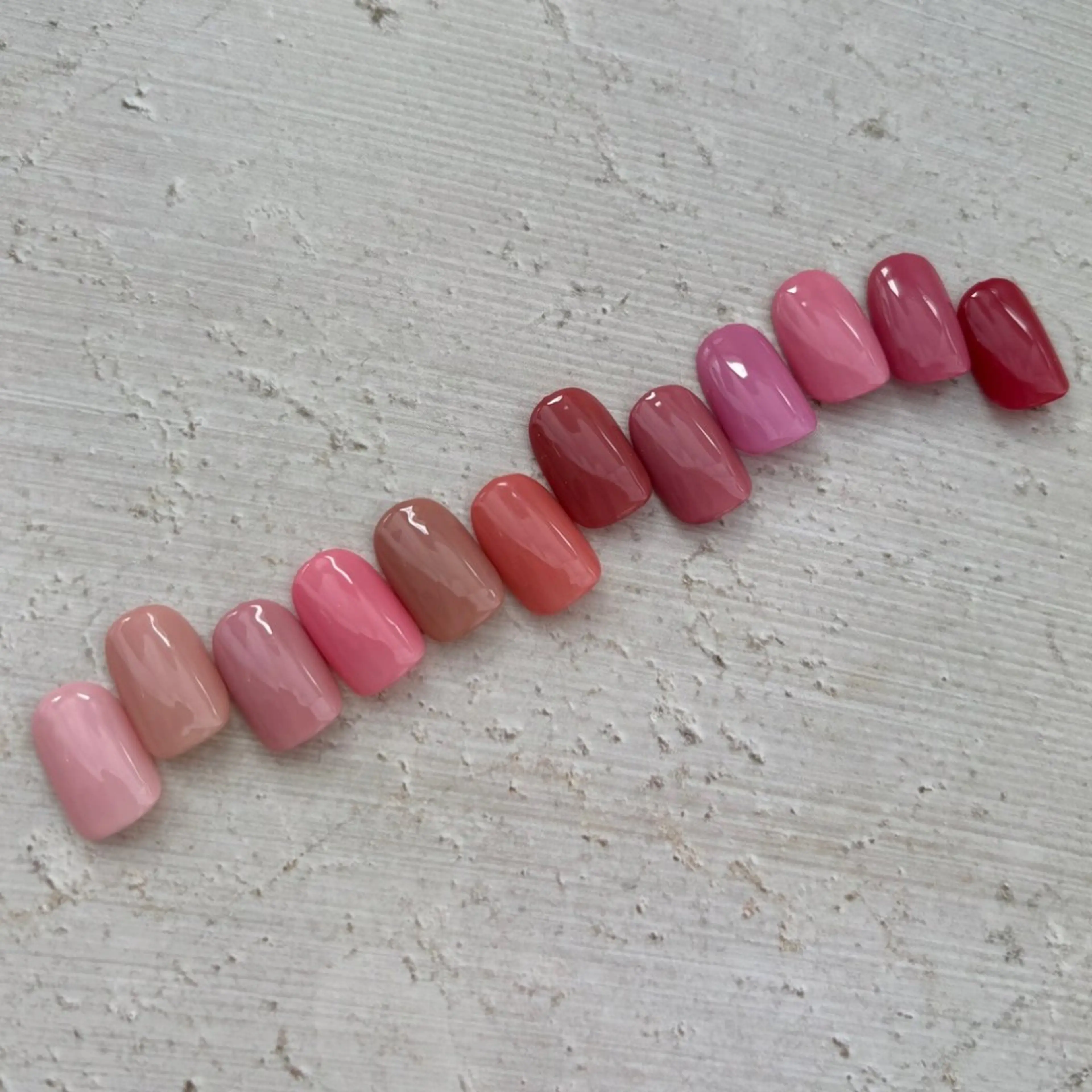 ネイル NailSalon Luireのネイルデザイン