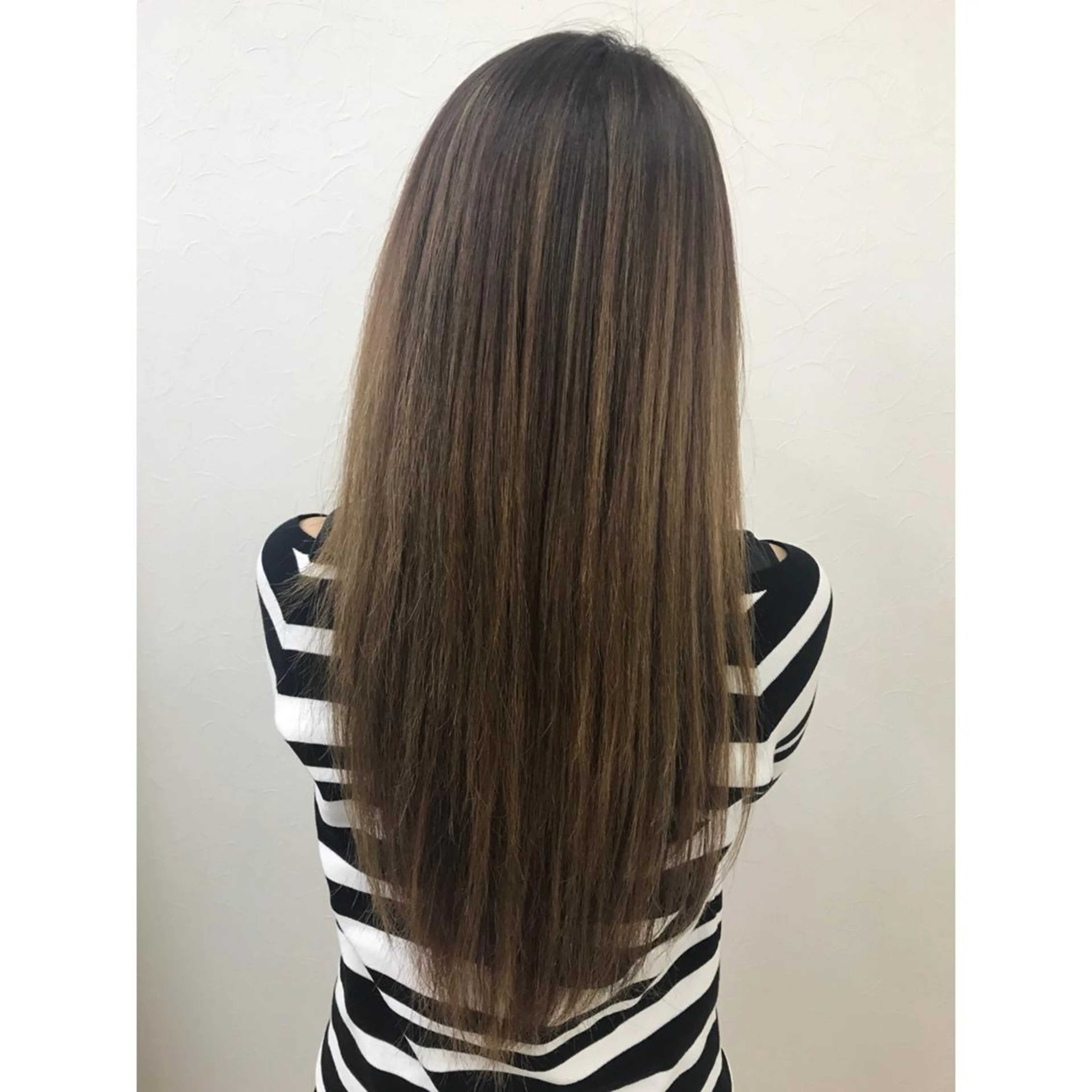 ロング パーマ 縮毛矯正 高木 麻知子のヘアスタイル