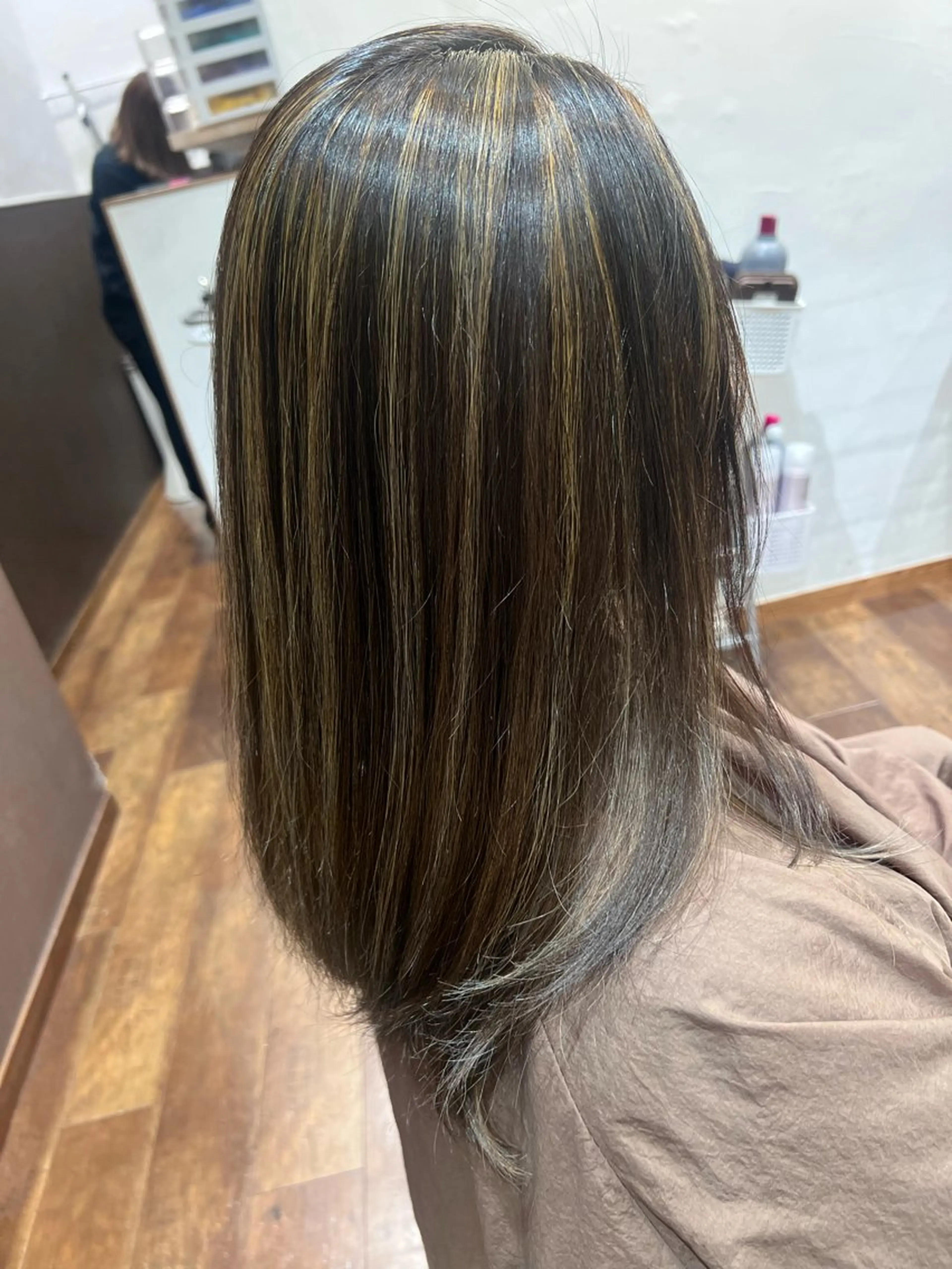 カラー 🌻井上 マリー🌻のヘアスタイル