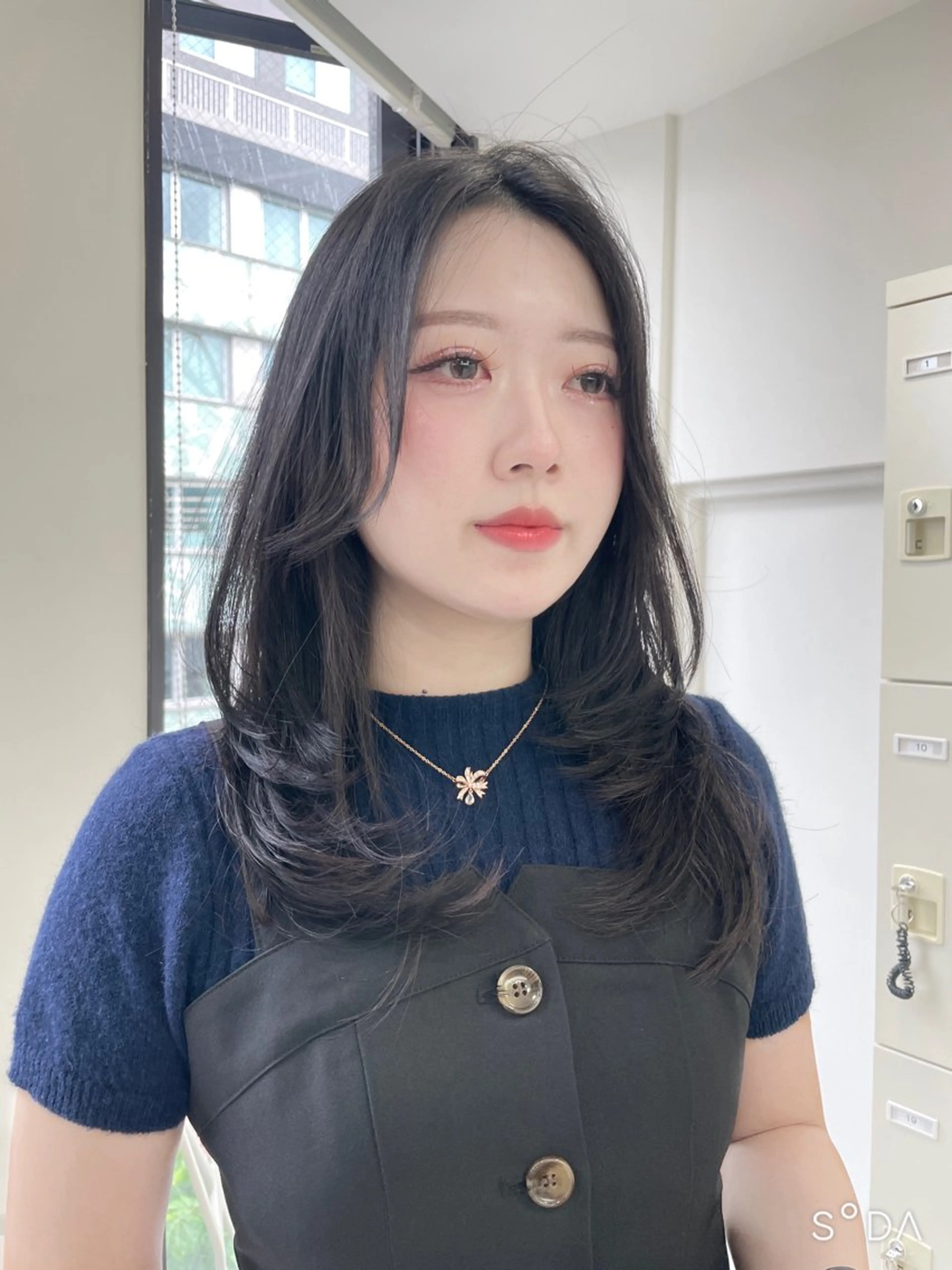 セミロング MOE 福岡韓国ヘア✧︎のヘアスタイル