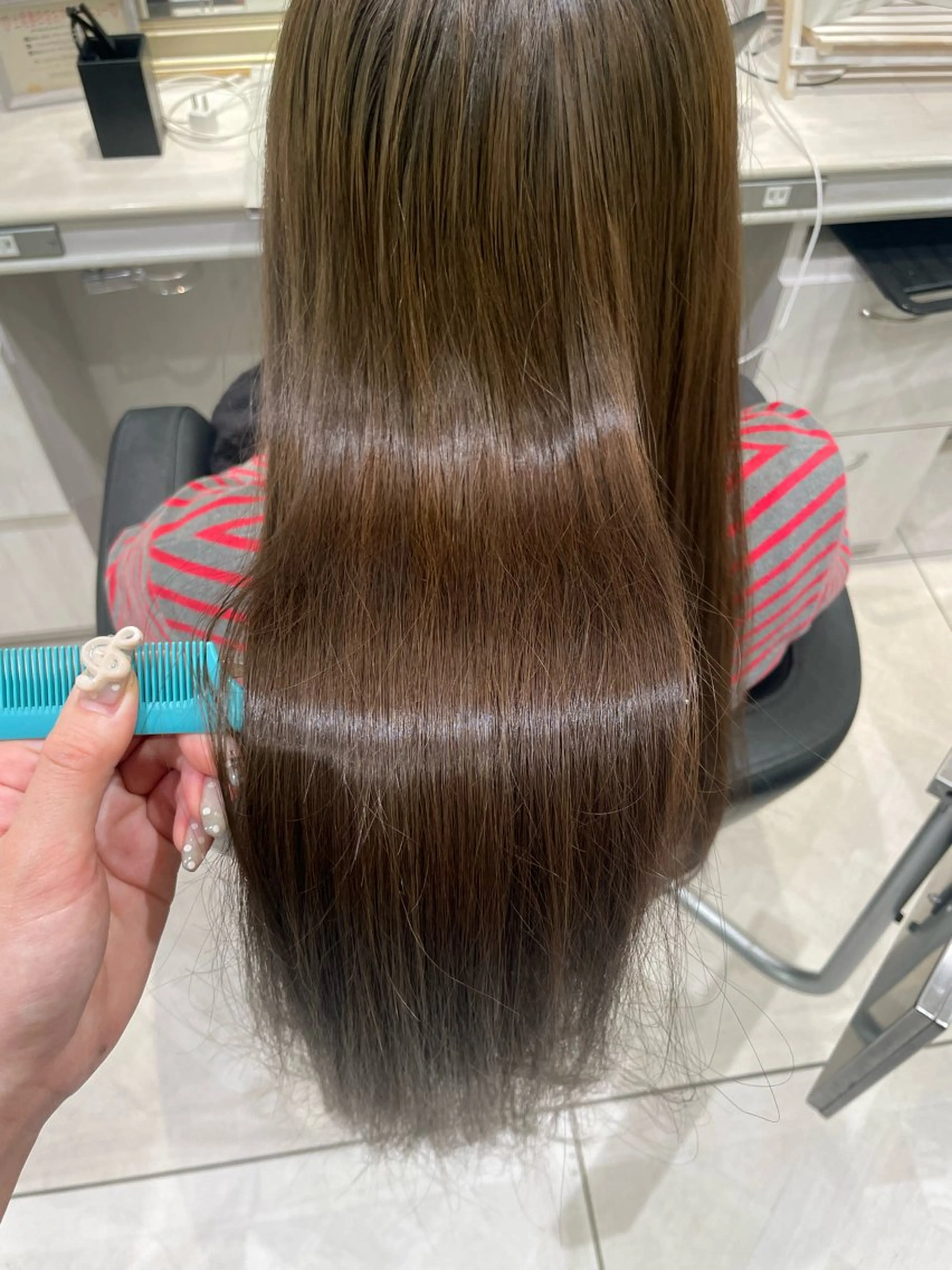 ロング 古谷 香菜美のヘアスタイル