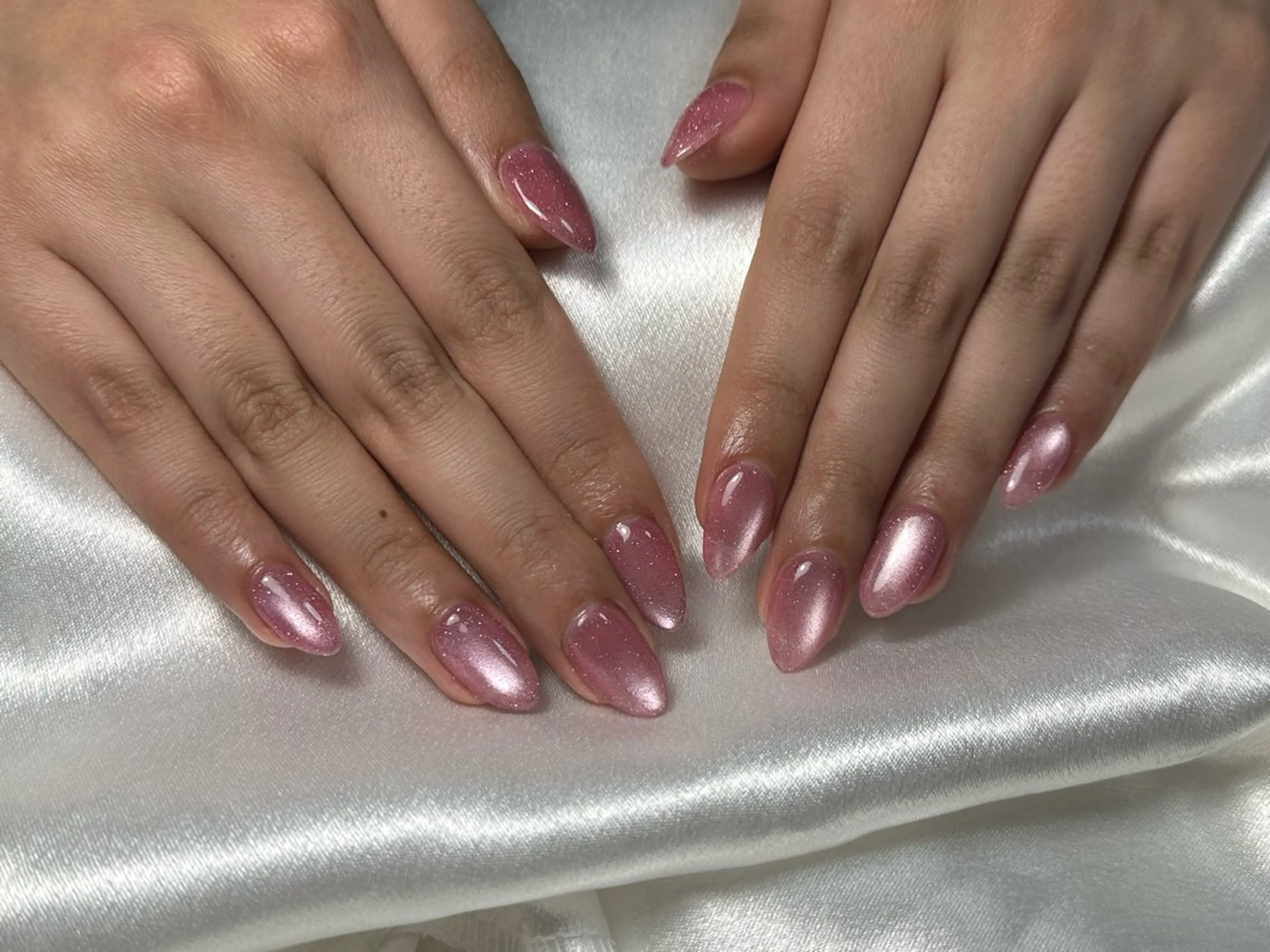 ネイル オーロラネイル フラッシュネイル フラッシュマグ フットネイル フレンチネイル ハンドネイル kiki nail たまプラーザのネイルデザイン