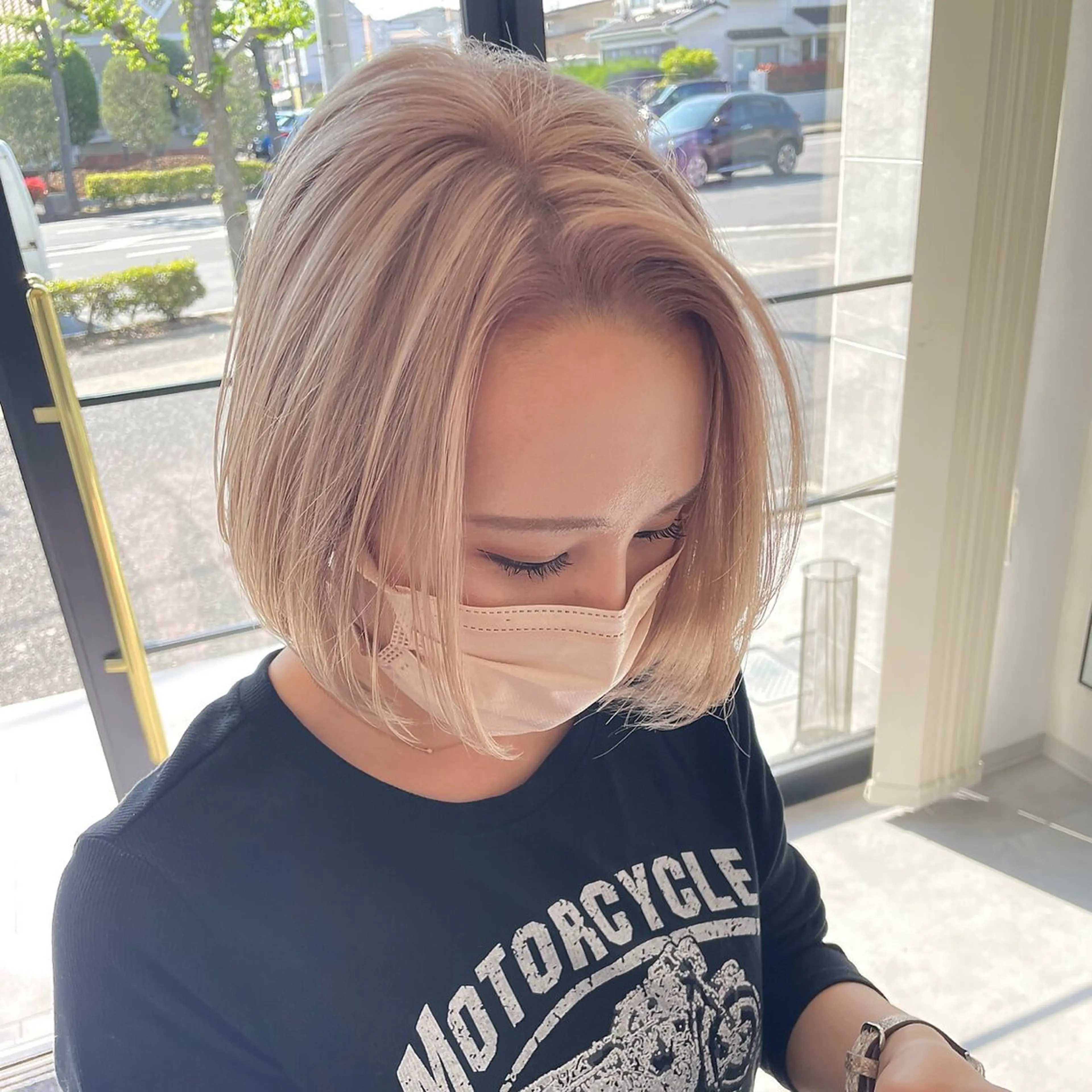 【ブリーチNO.1メニュー👑🤍最高峰ケアブリーチ🗽✨】エフェクトブリーチ+カラーの写真