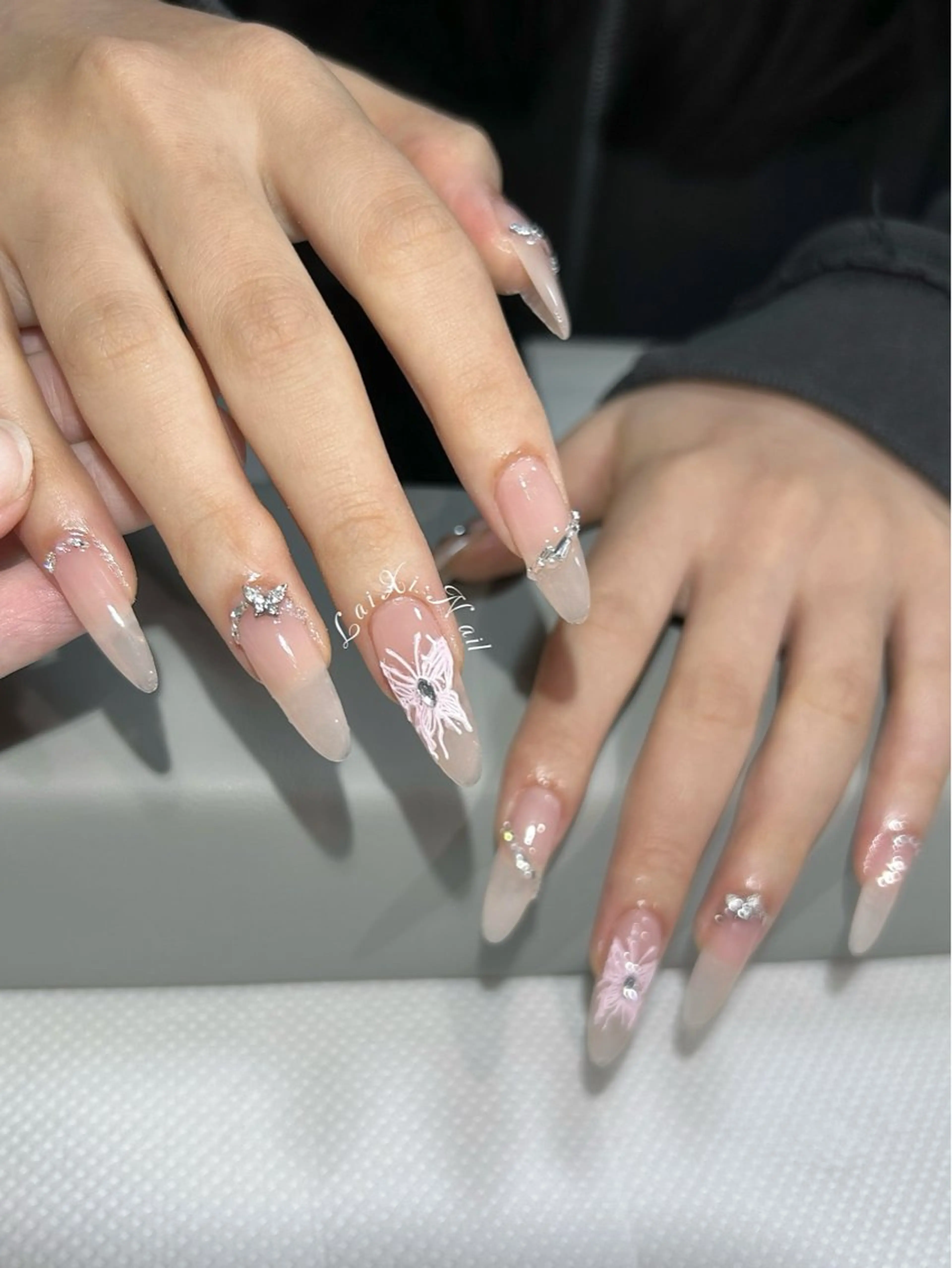 ネイル ストーンネイル Yu kiのネイルデザイン