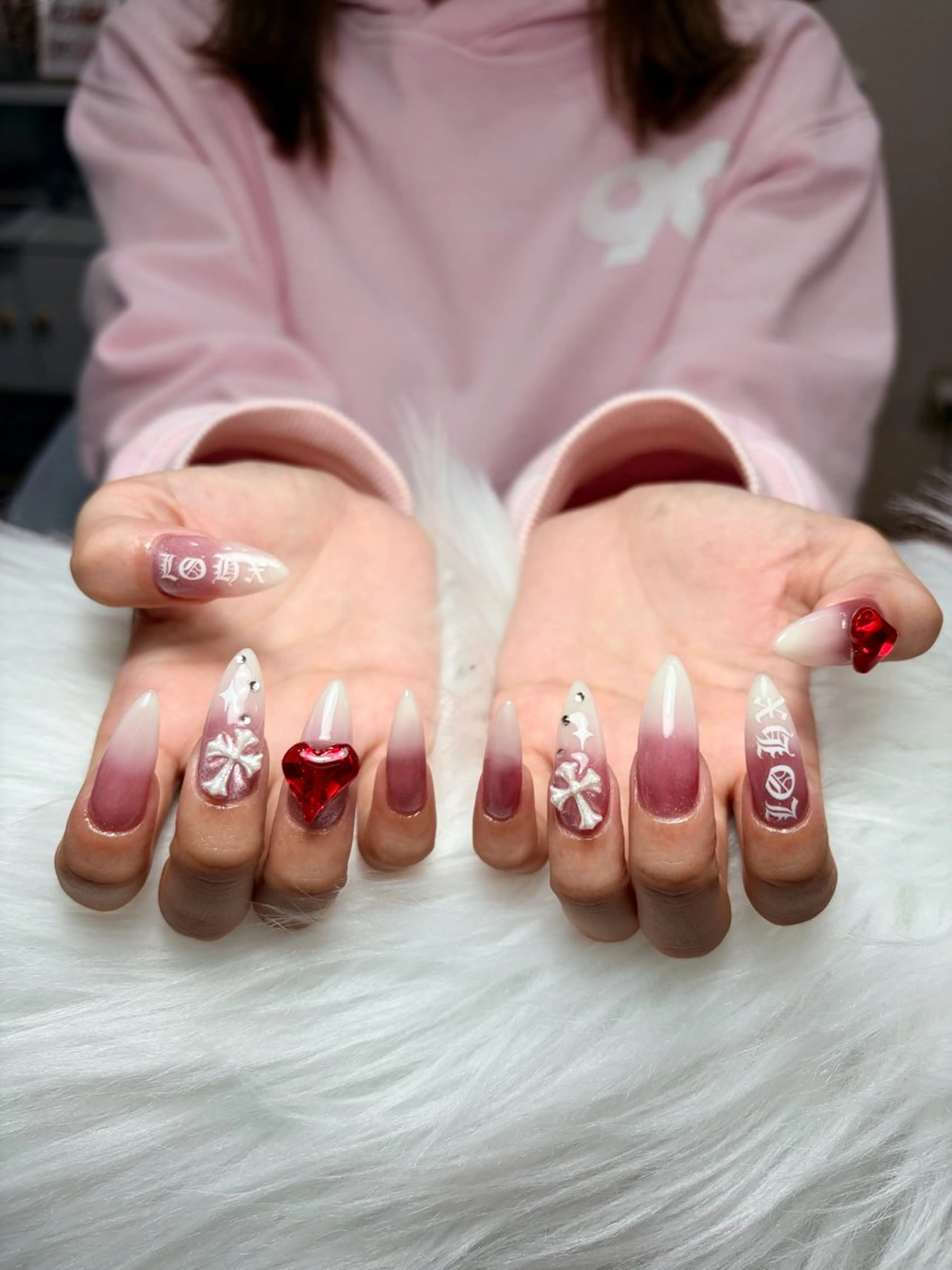 ネイル アートネイル 長さ出し ジェルネイル マグネットネイル ニュアンスネイル ハンドネイル Cloudy Chan Nailのネイルデザイン