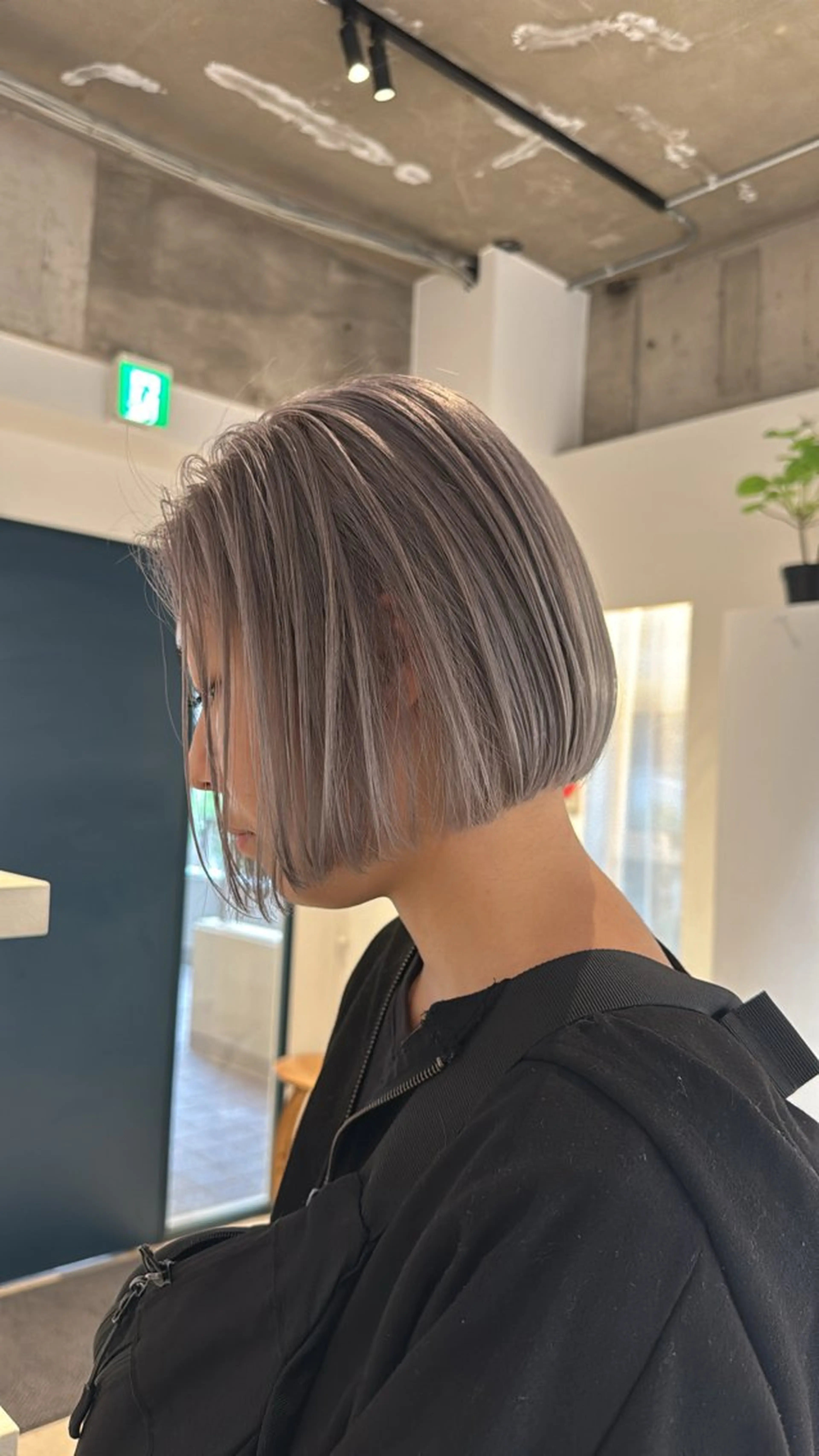 ショート カラー 艶髪/ハイトーン💎 レイヤー/Reijiのヘアスタイル