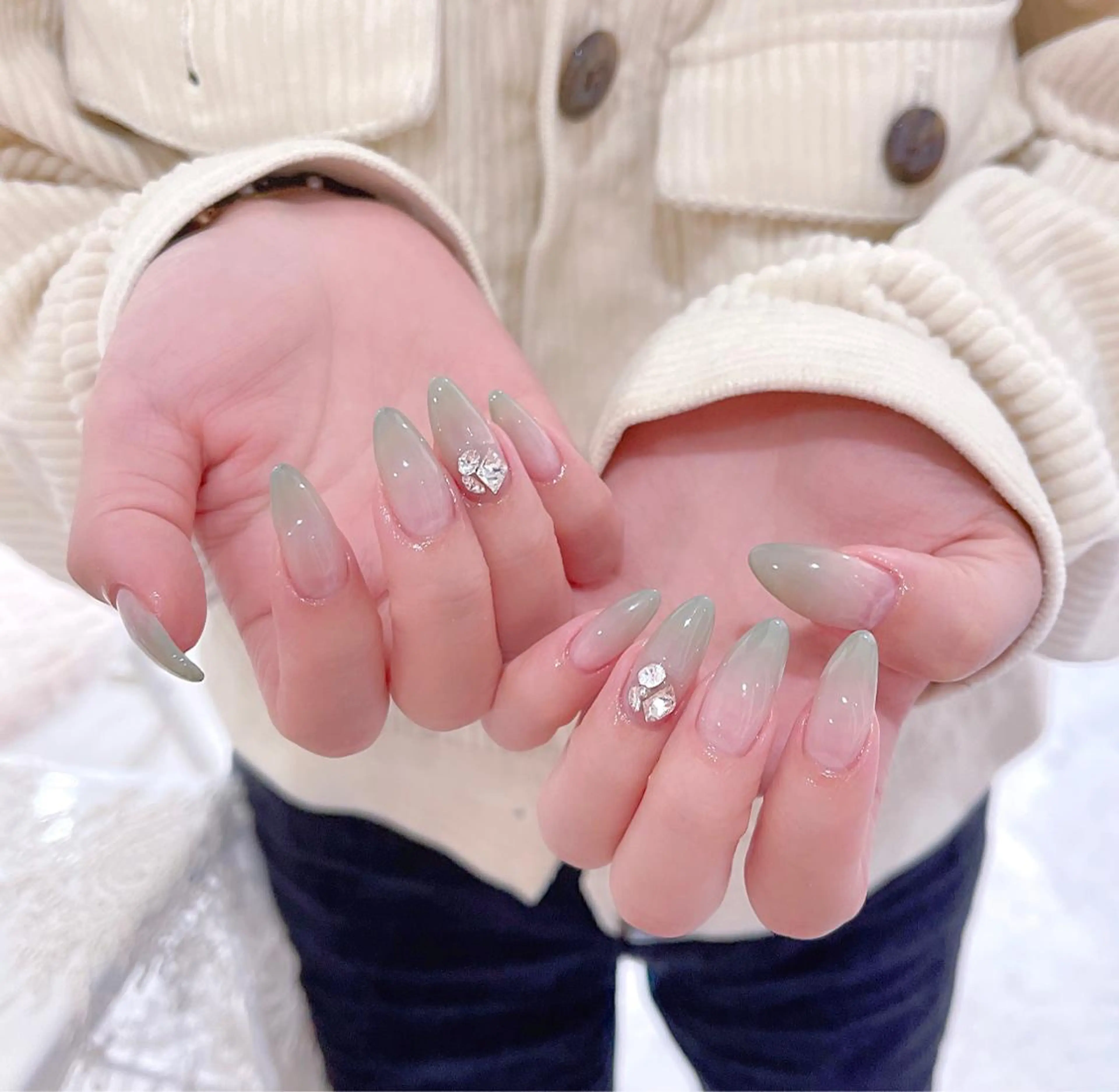 ネイル FLY Nail Salonのネイルデザイン