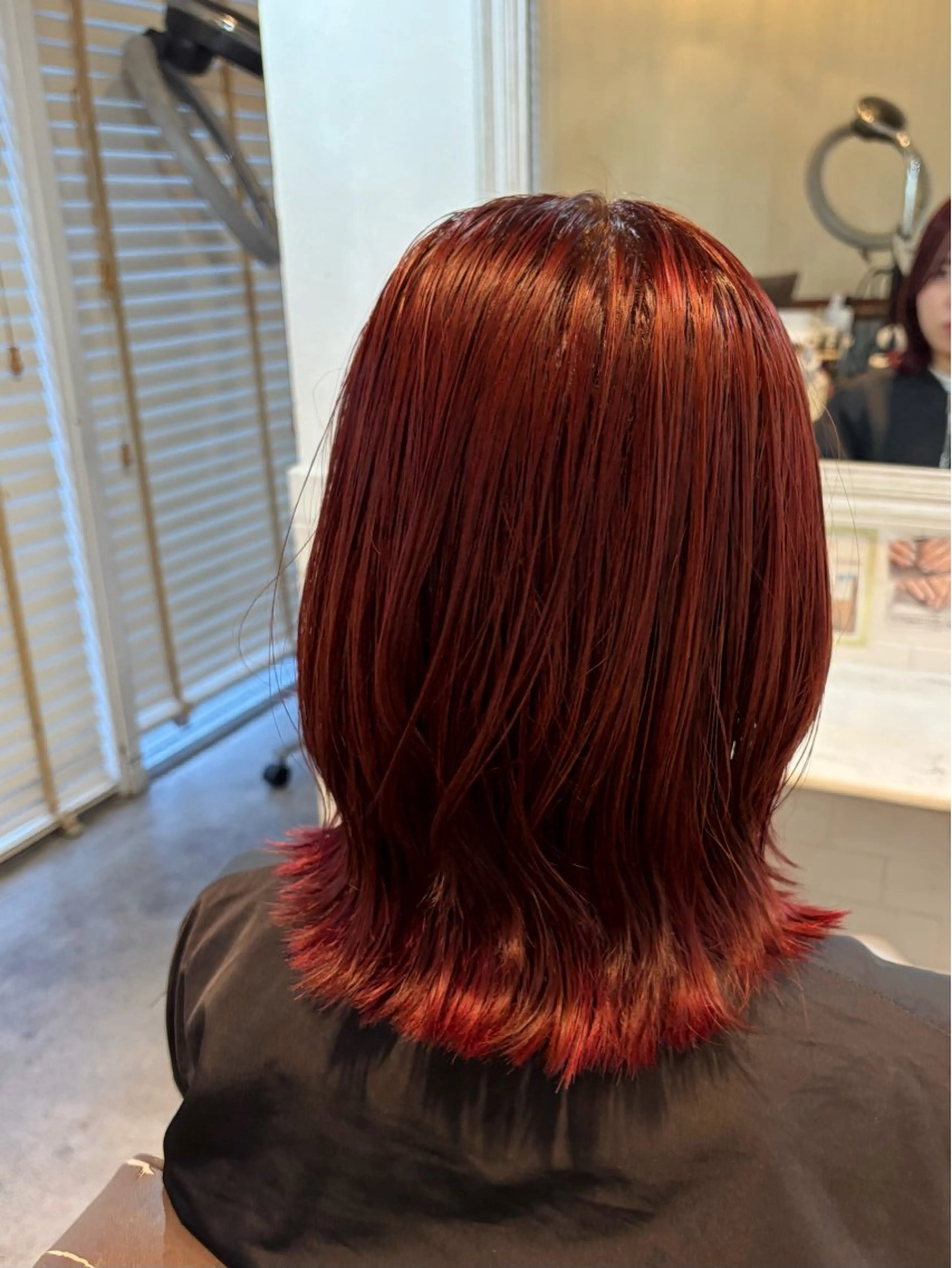 ミディアム ヘアカラー 中島 花彩のヘアスタイル