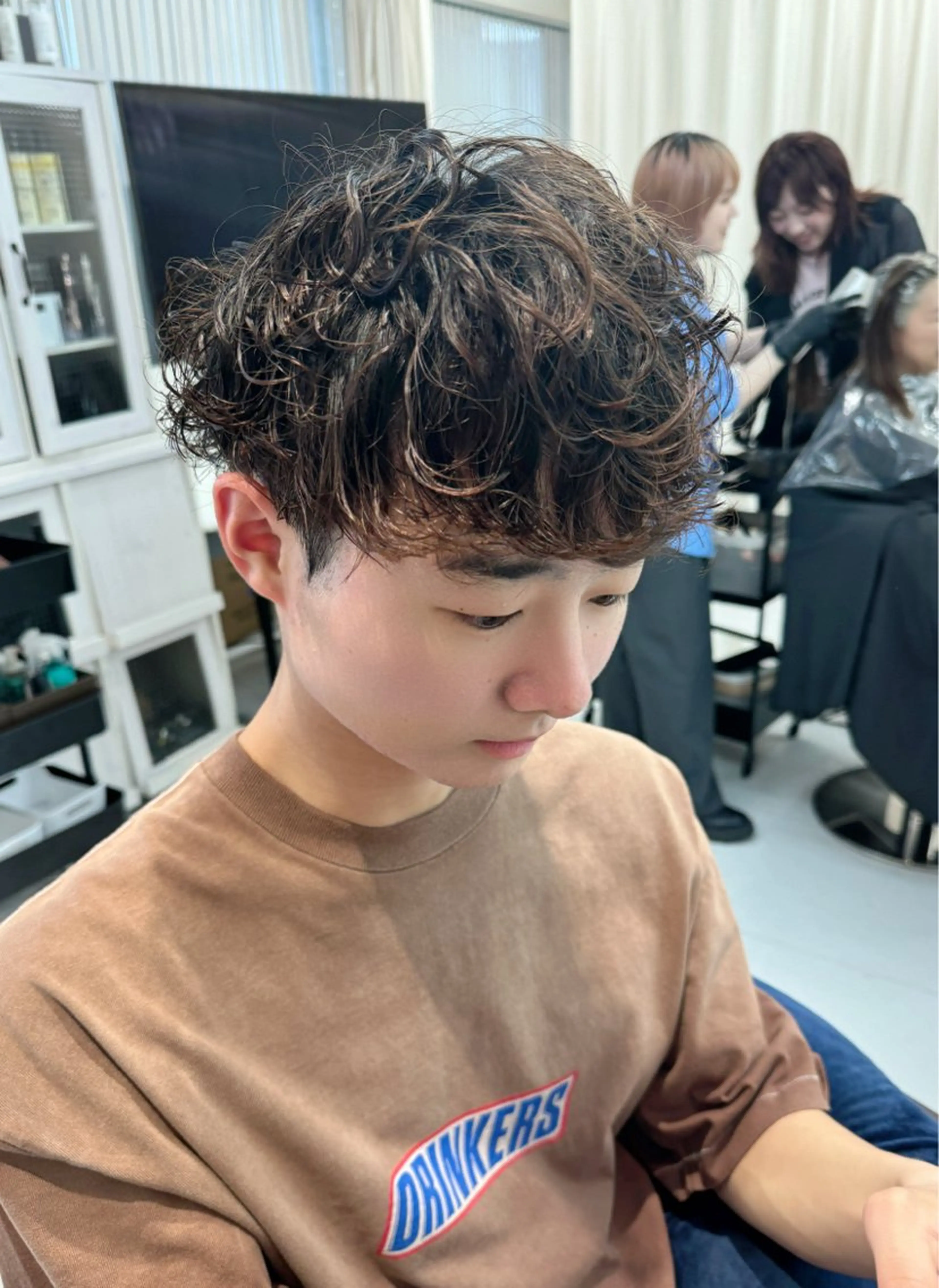 メンズ センターパート カルマパーマ メンズ韓国風 メンズパーマ 服部　翔太/ 似合わせカットカラーのヘアスタイル