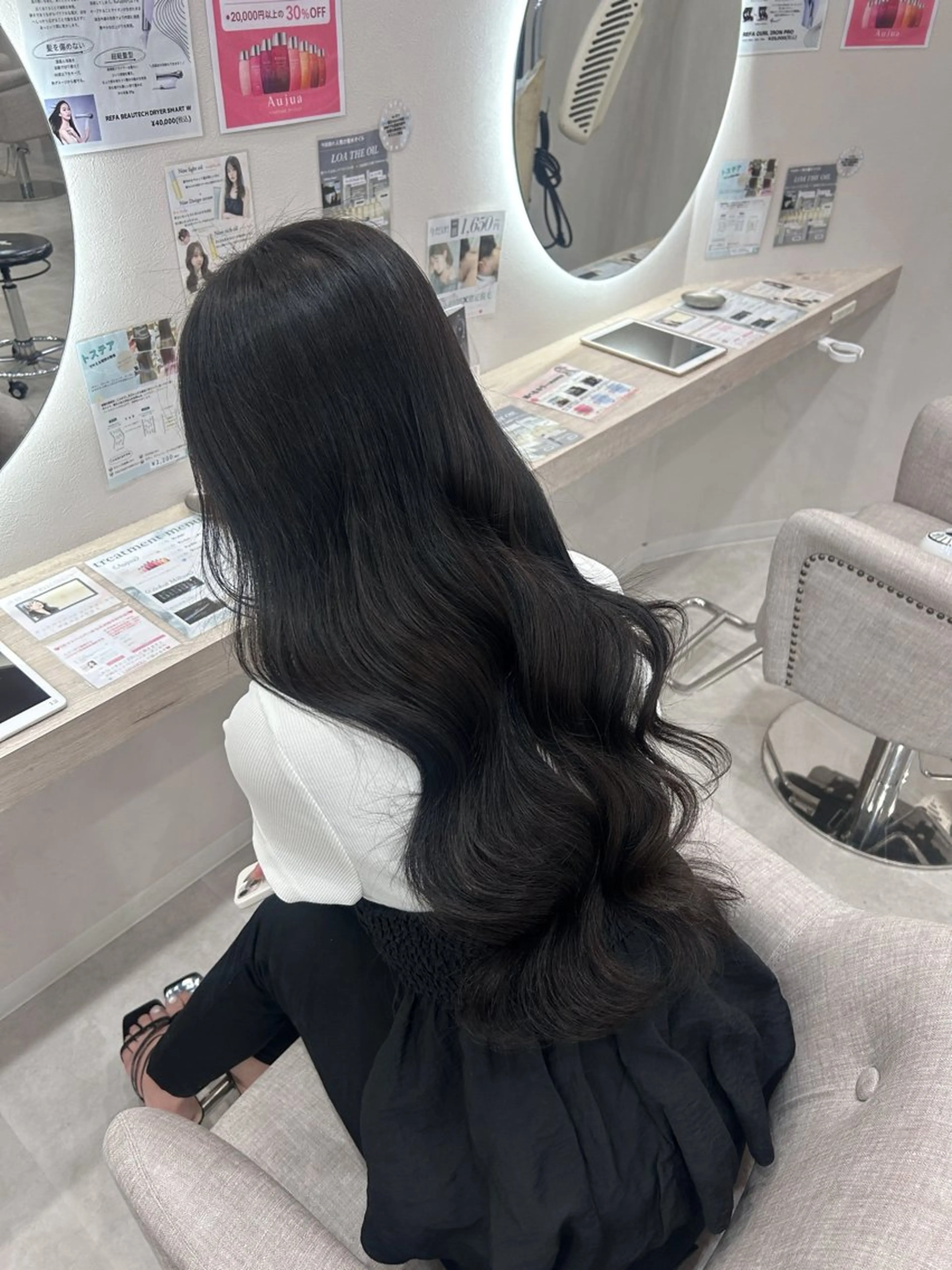 ロング カラー luela所属・原田 はなのヘアスタイル