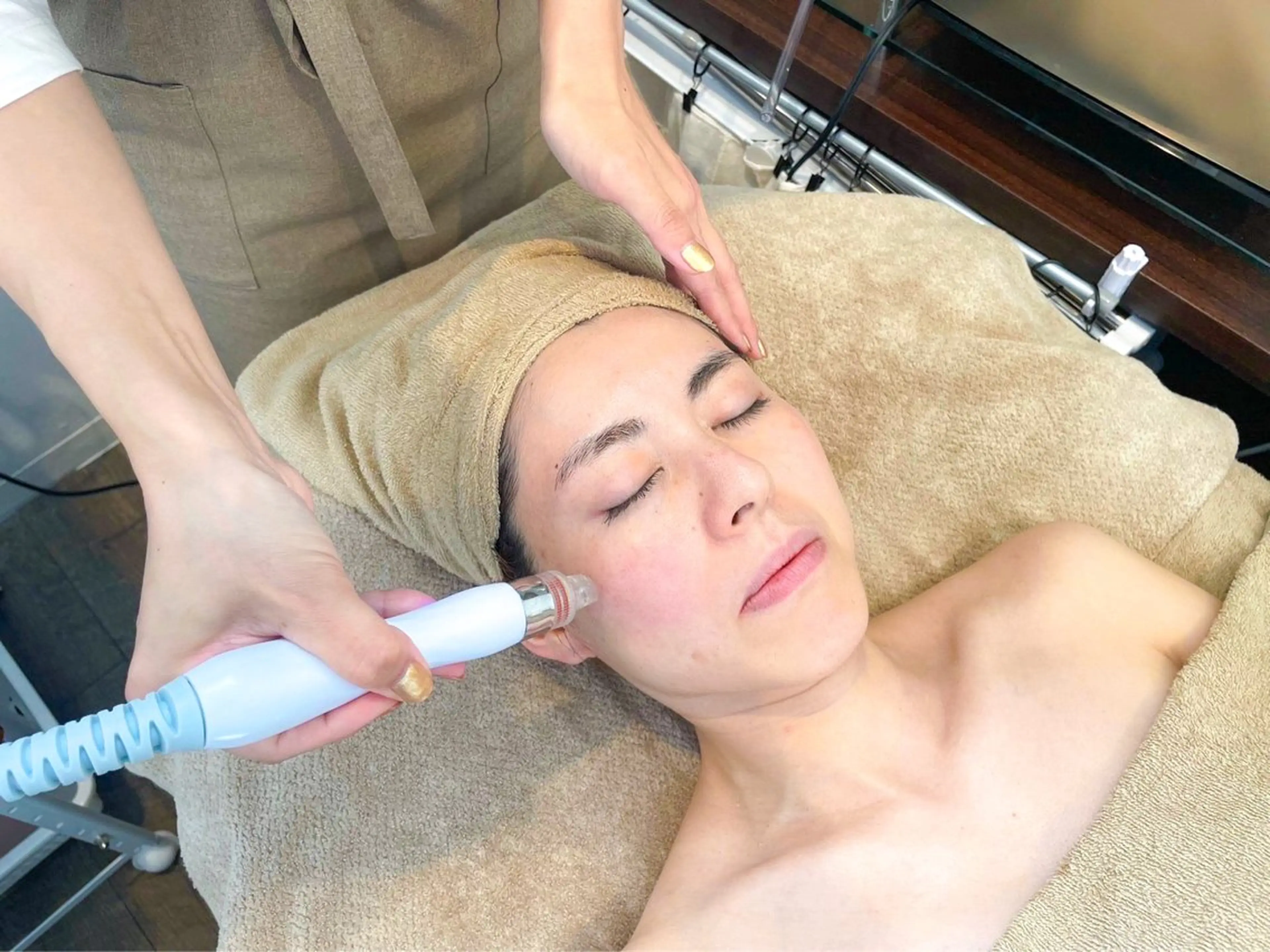 エステ XXXY'S COLOR FEEL facial & nail所属・サイズカラーフィール おまみのエステ・リラクイメージ
